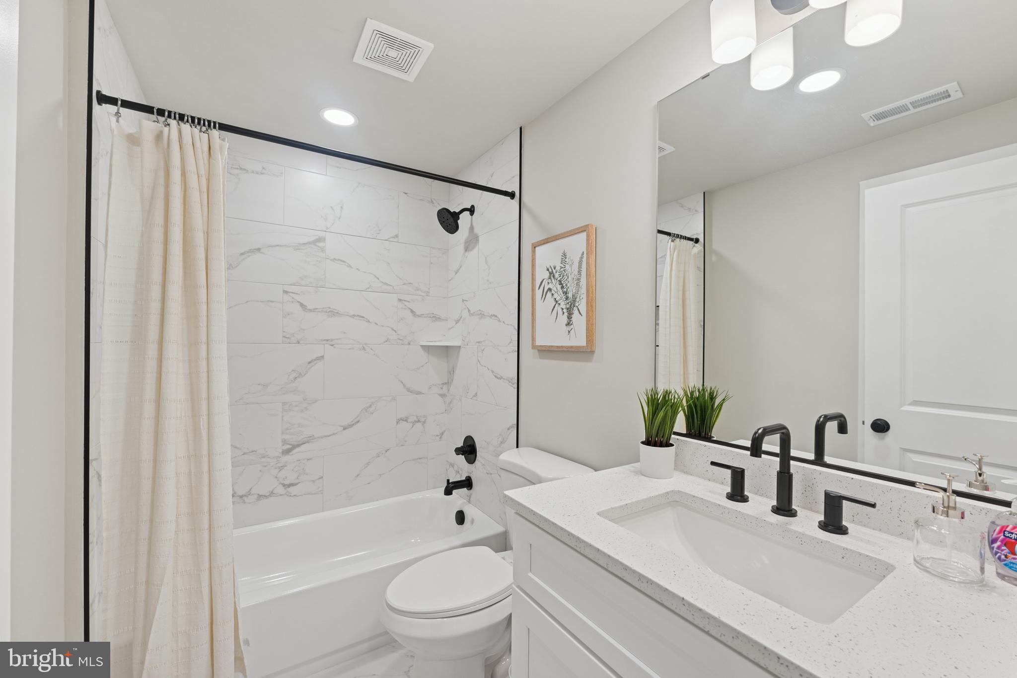 Real estate listing preview #32