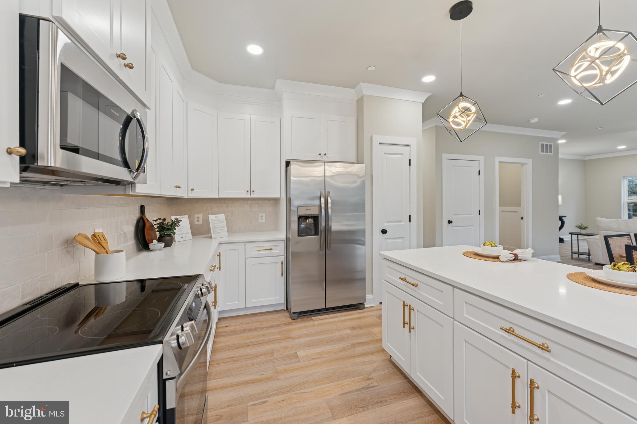 Real estate listing preview #5