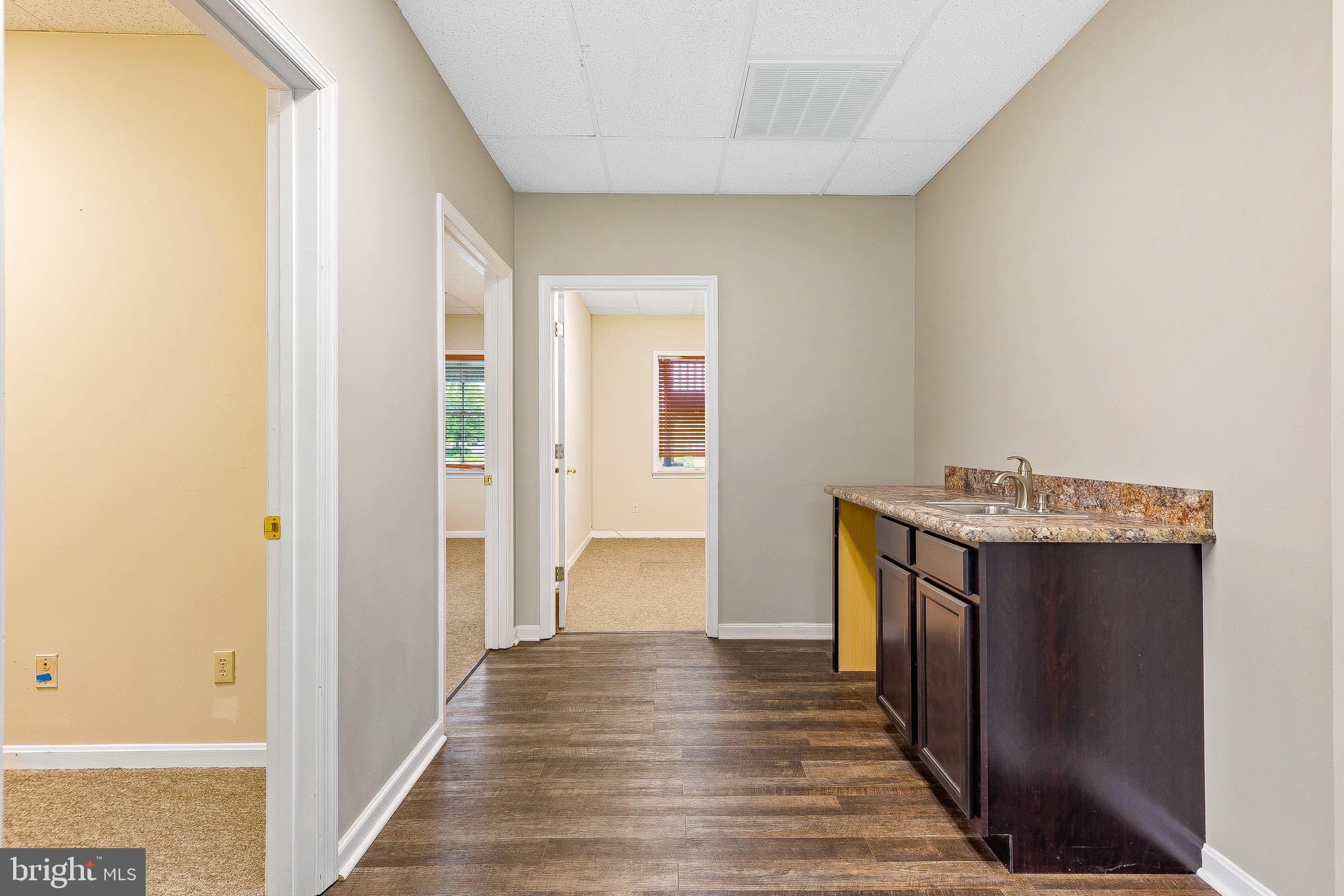 Real estate listing preview #5