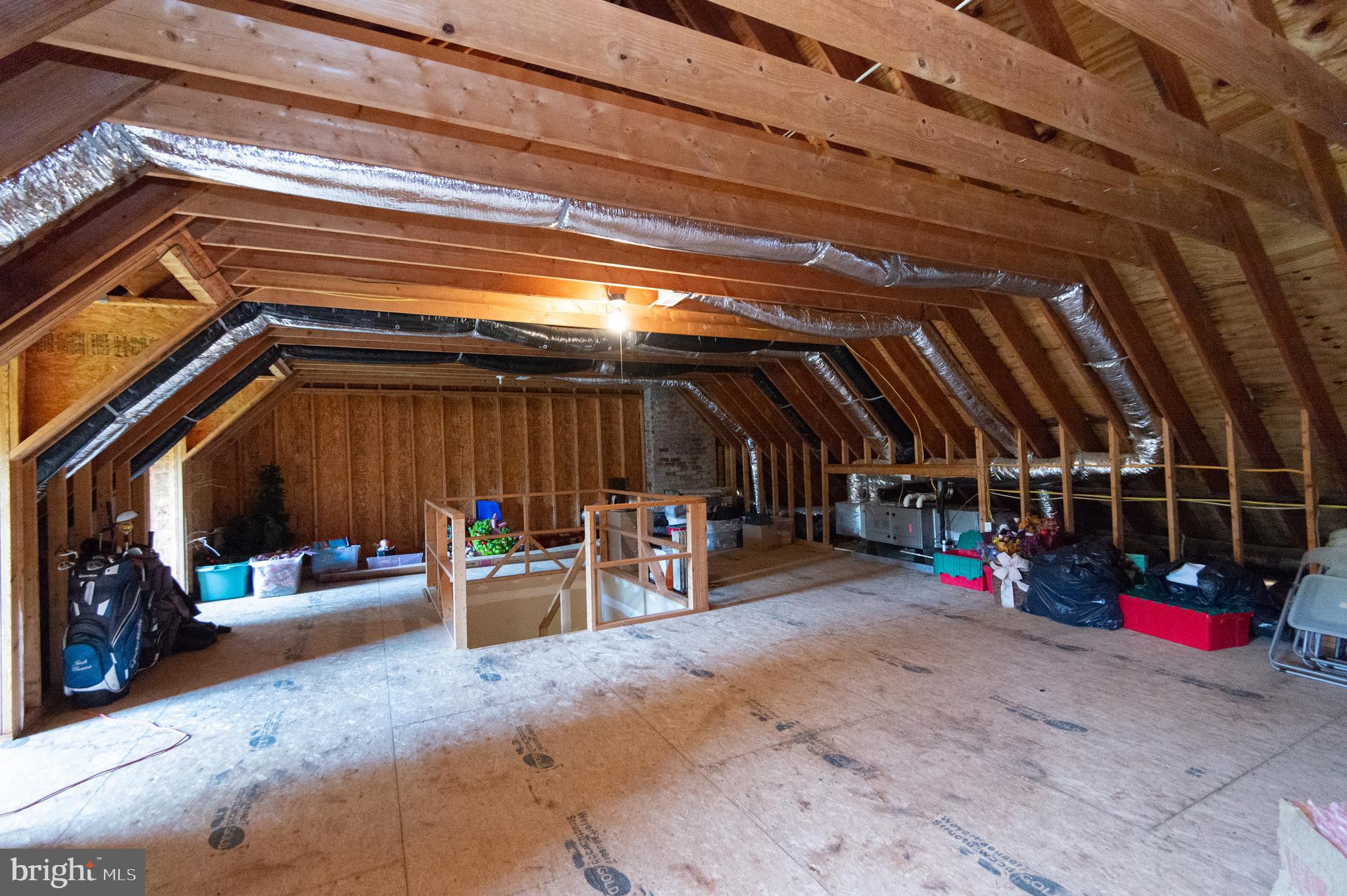 Real estate listing preview #57