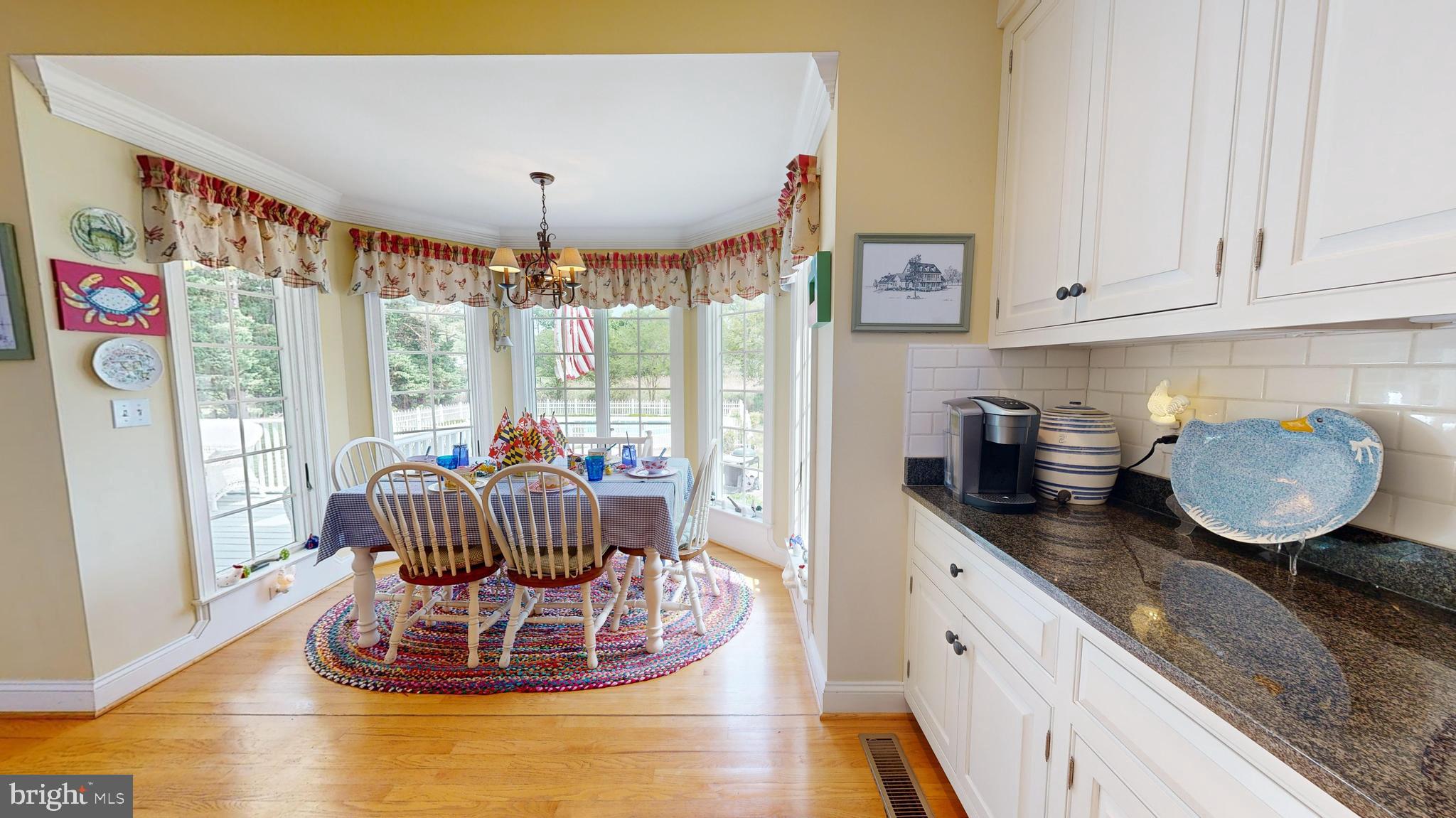 Real estate listing preview #24