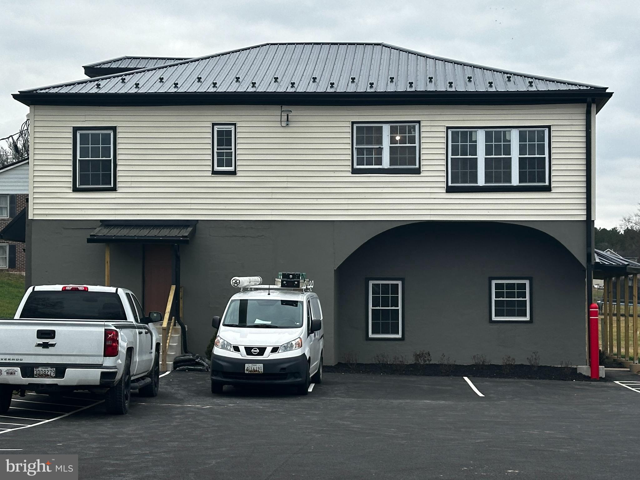 Real estate listing preview #11