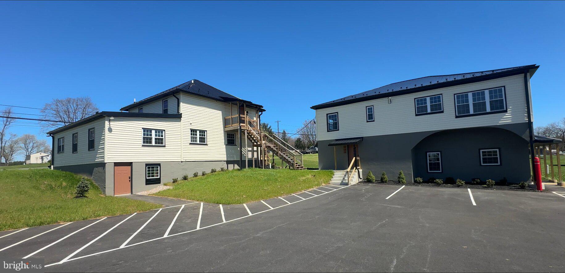 Real estate listing preview #3