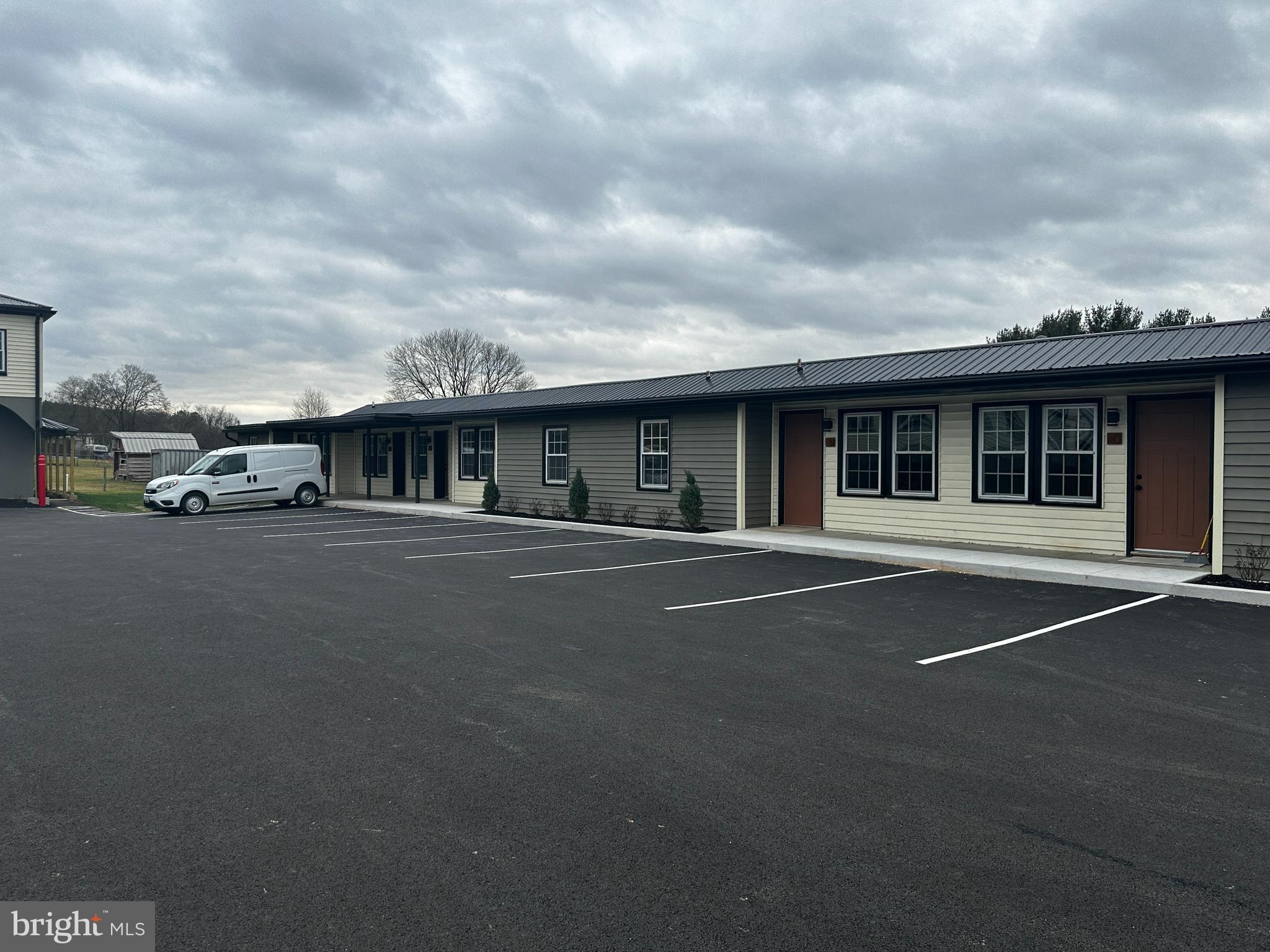 Real estate listing preview #9