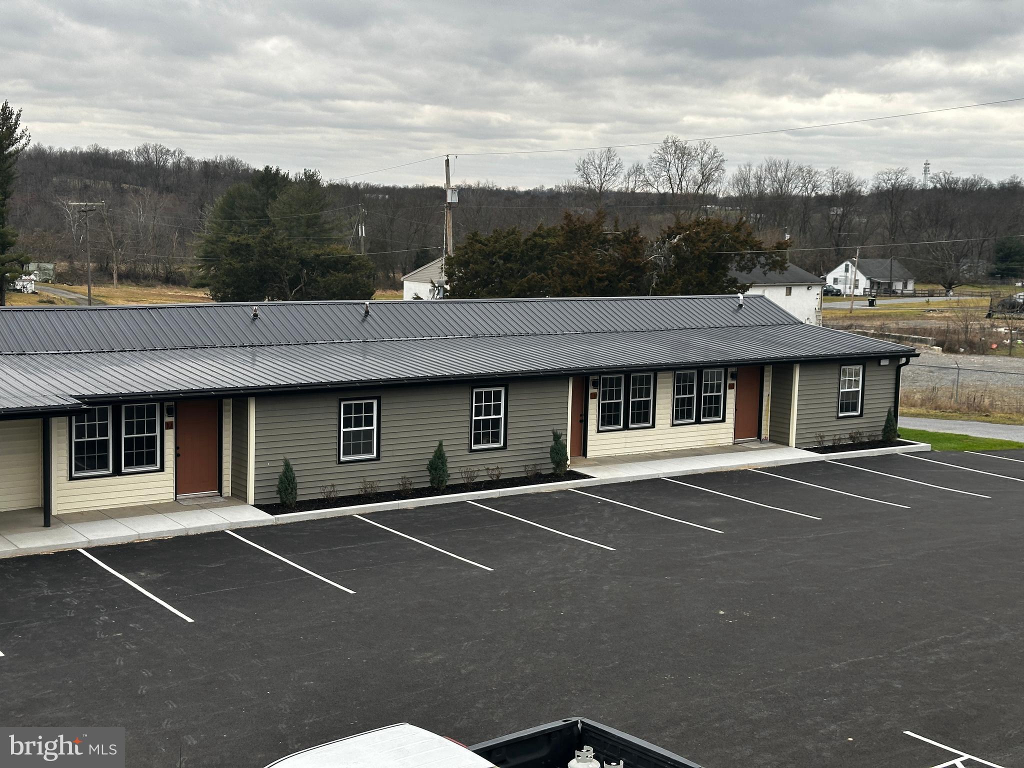 Real estate listing preview #35