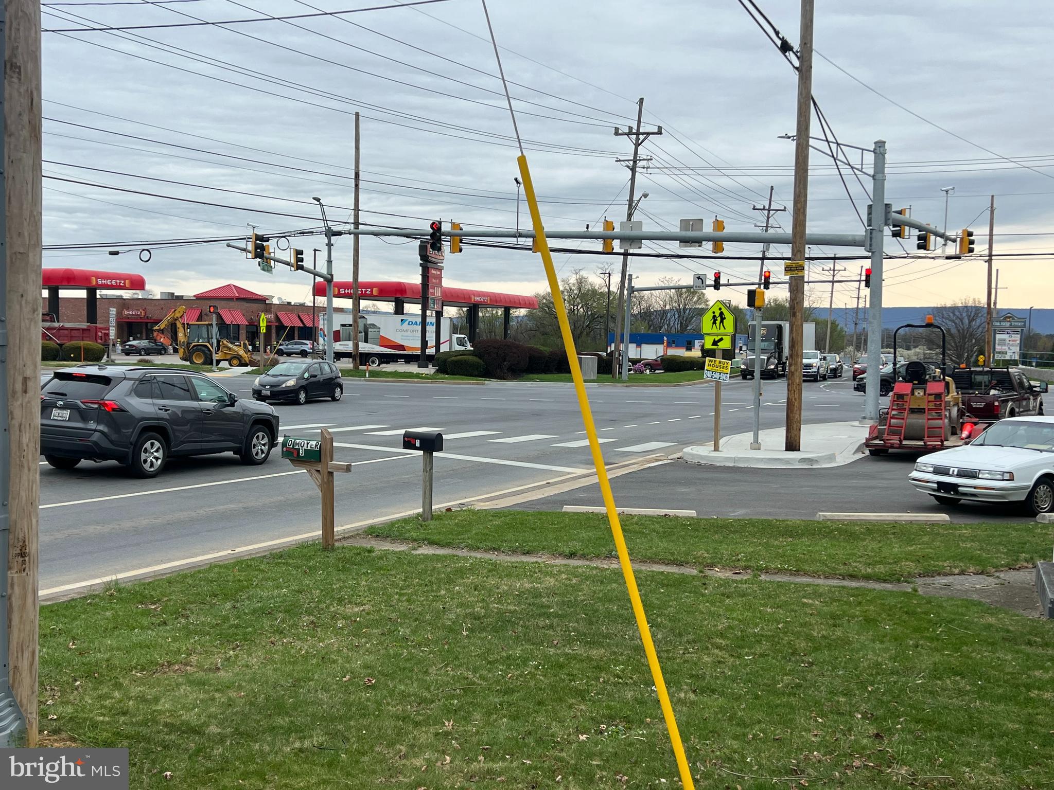 Real estate listing preview #4