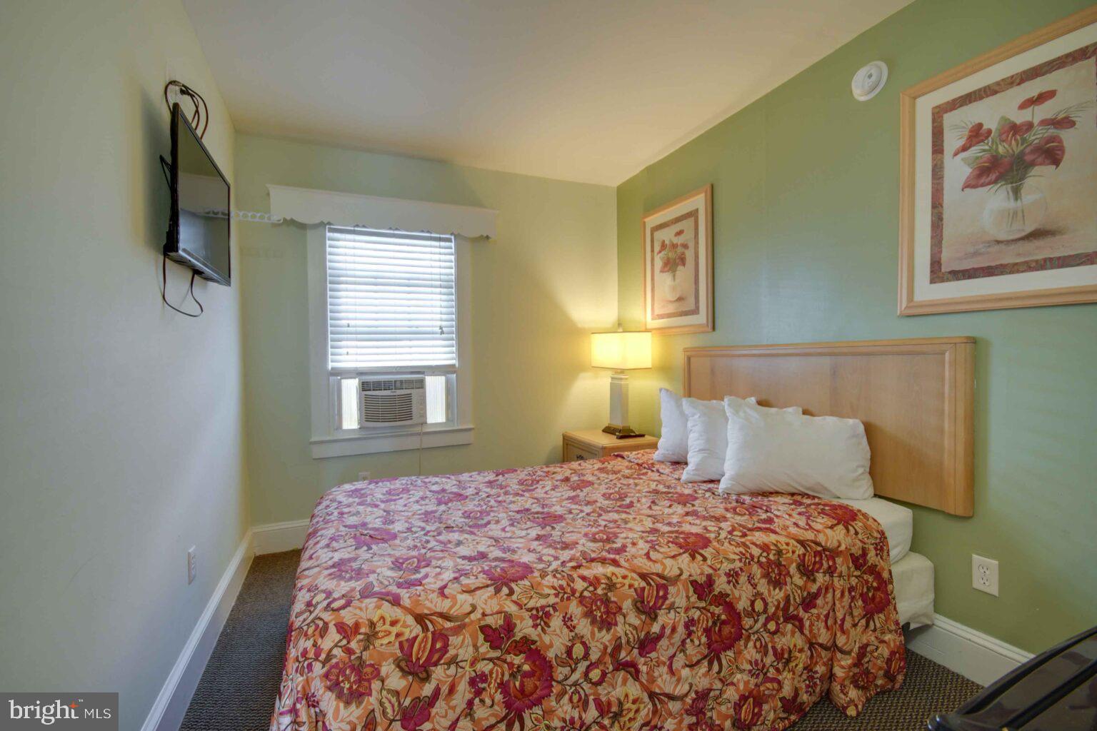 Real estate listing preview #5