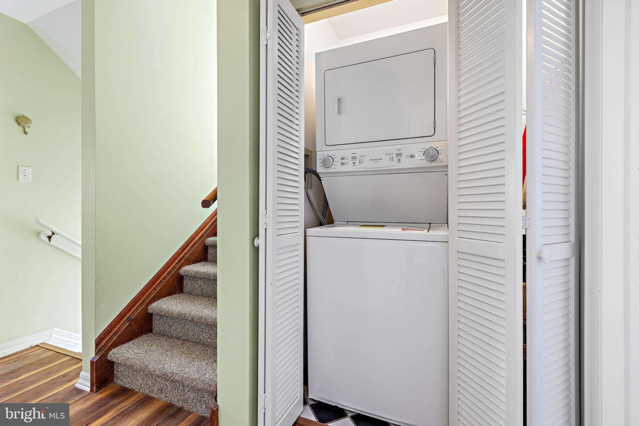 Real estate listing preview #17