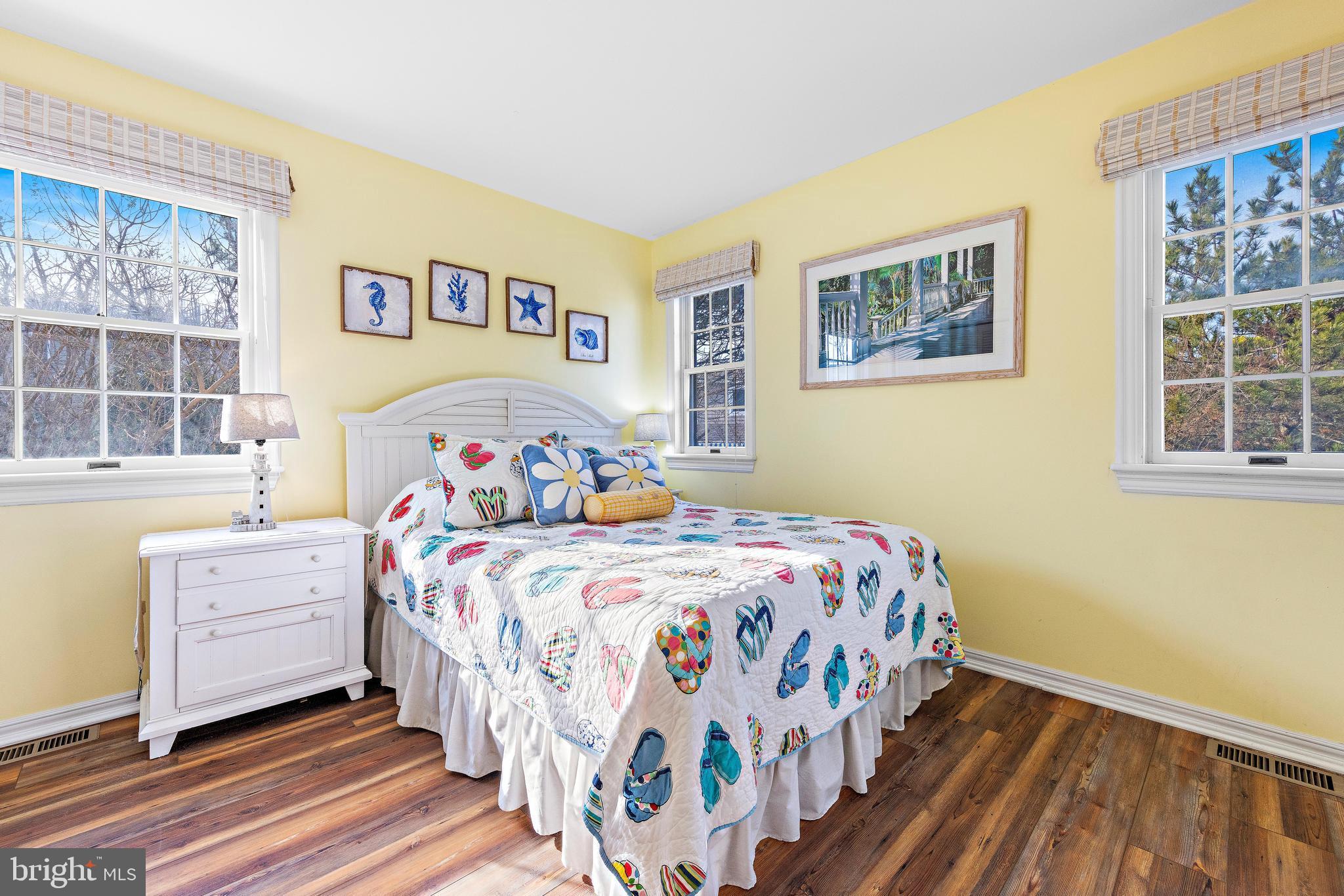 Real estate listing preview #13