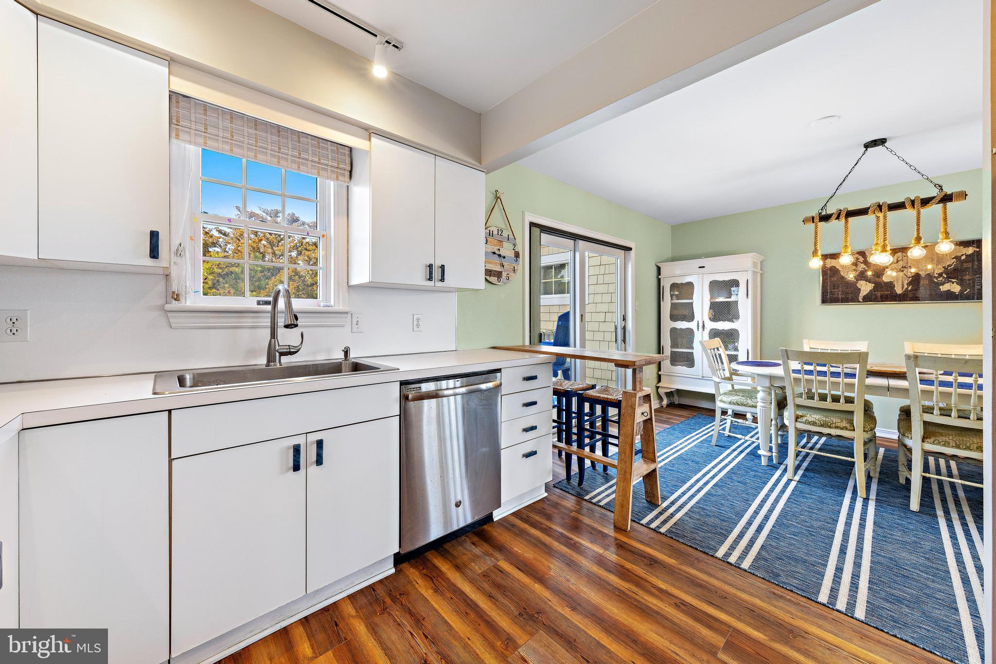 Real estate listing preview #8