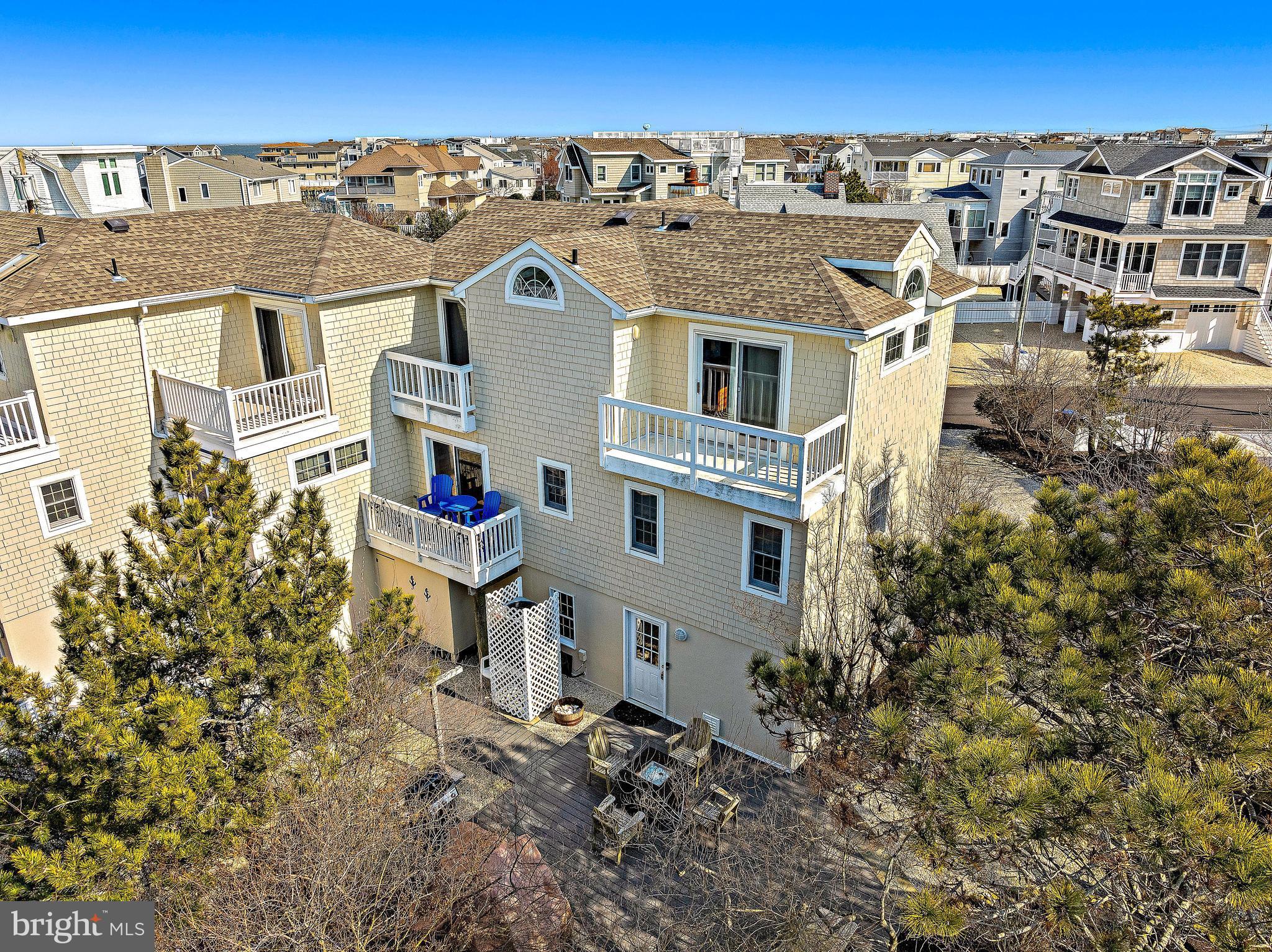 Real estate listing preview #36