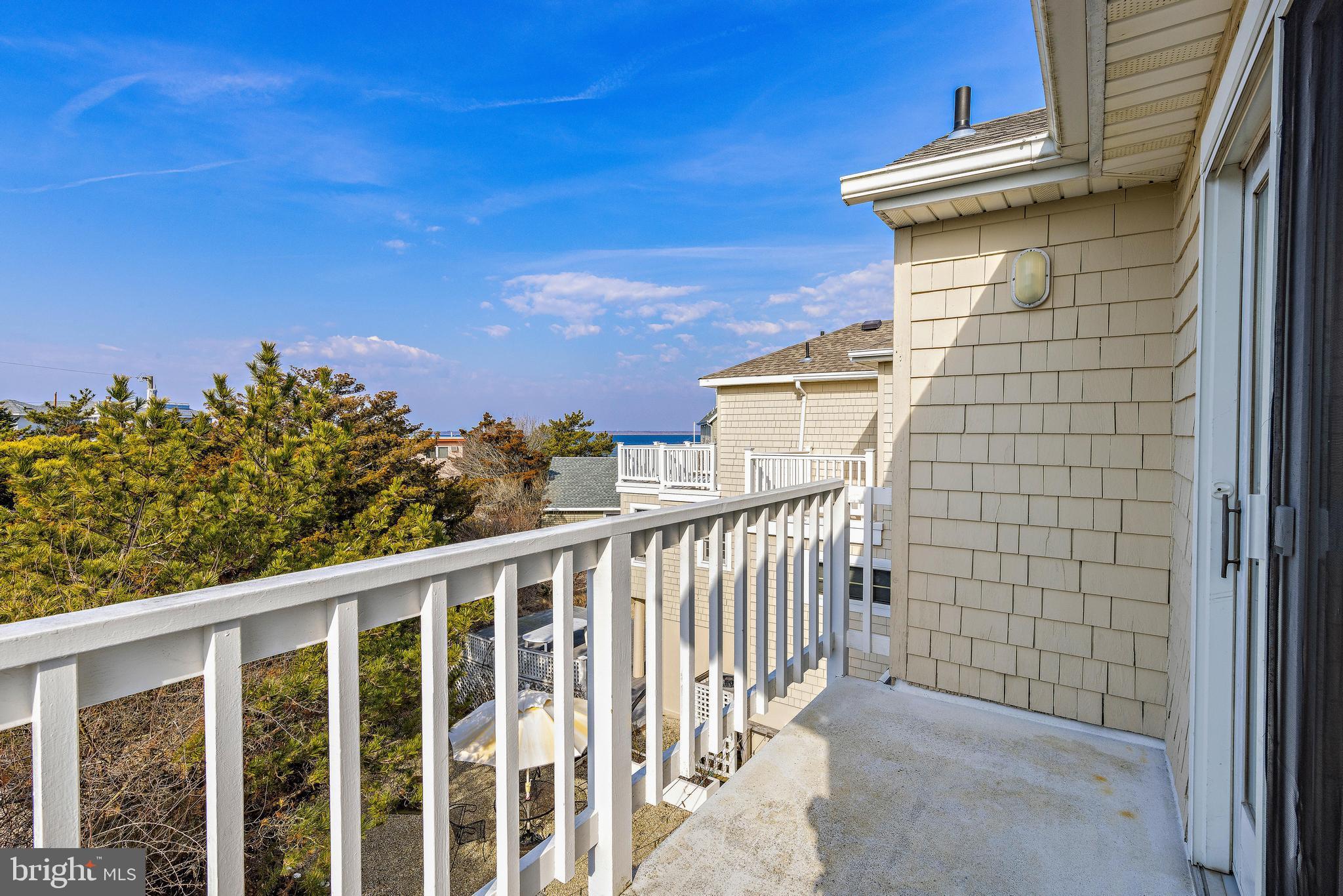 Real estate listing preview #19