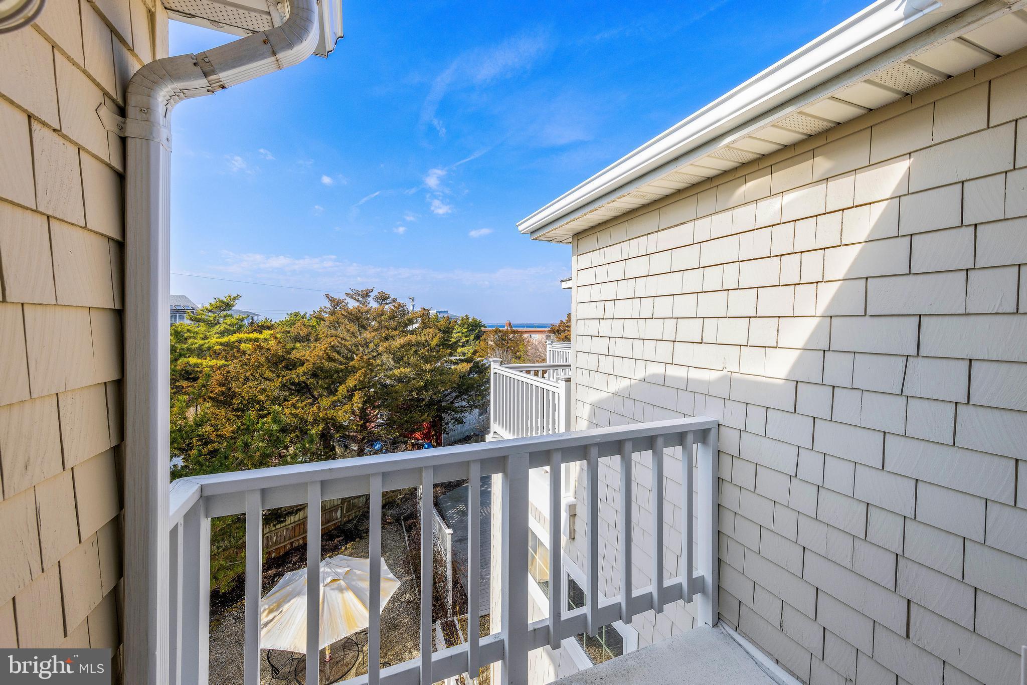 Real estate listing preview #20