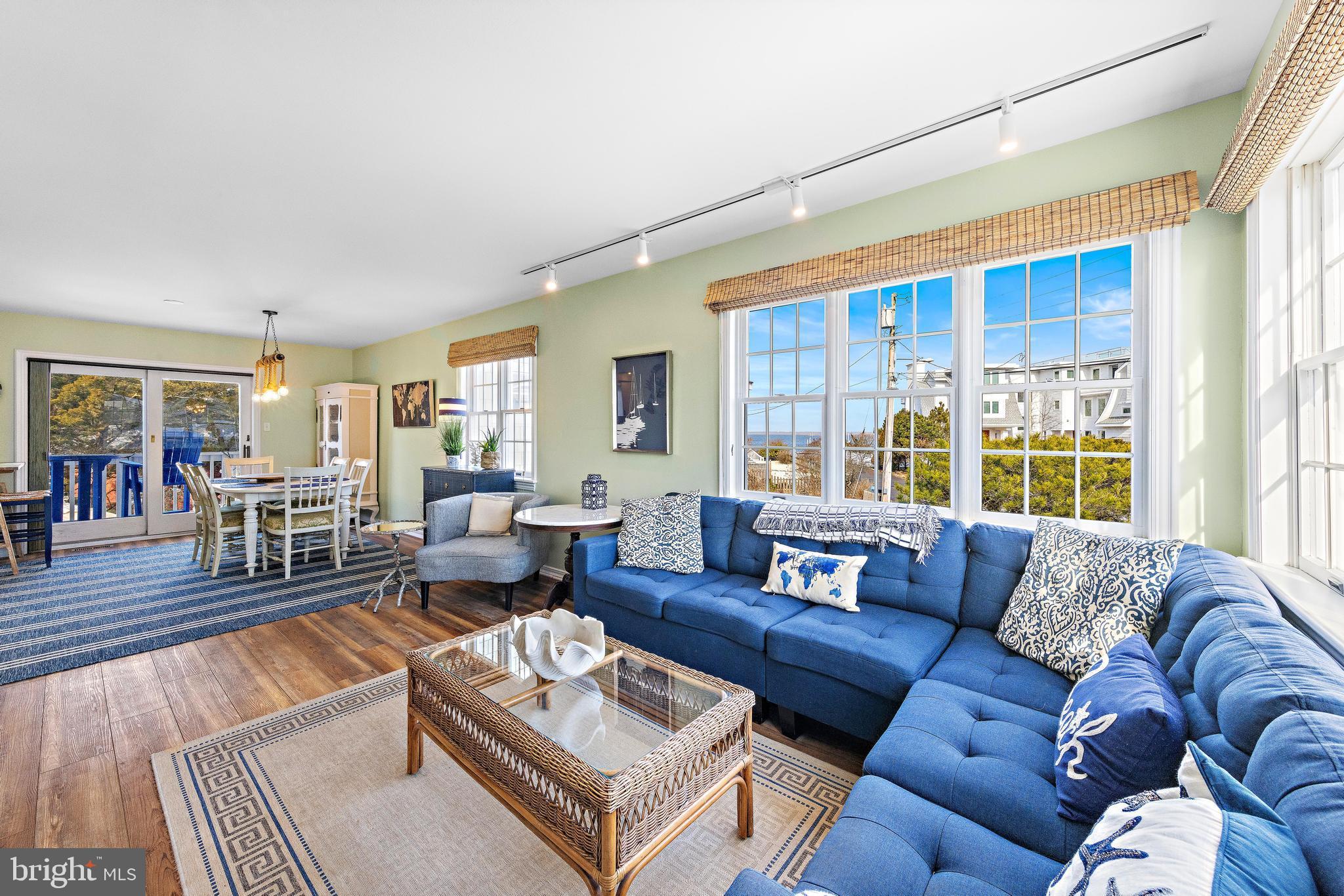 Real estate listing preview #4