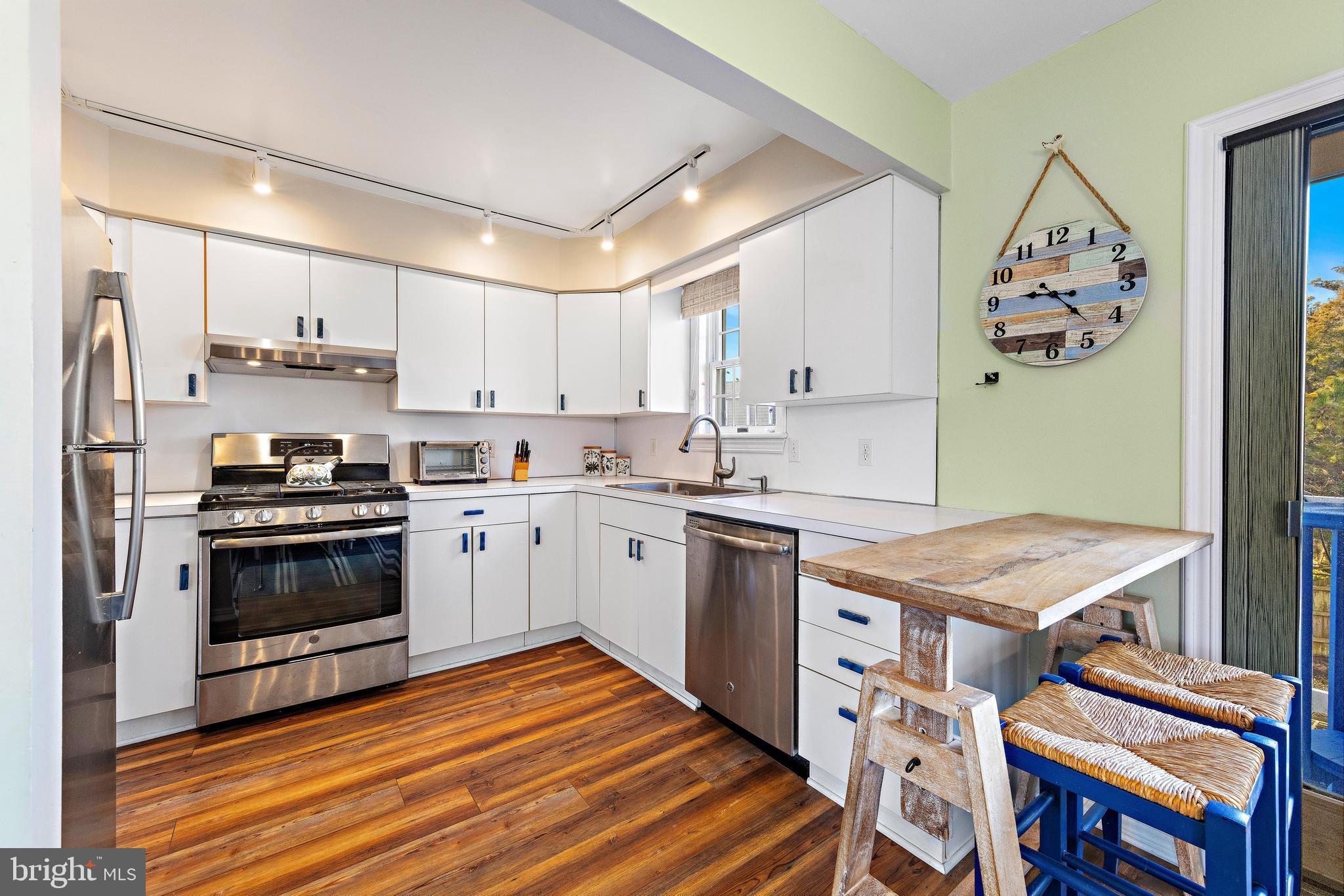 Real estate listing preview #7