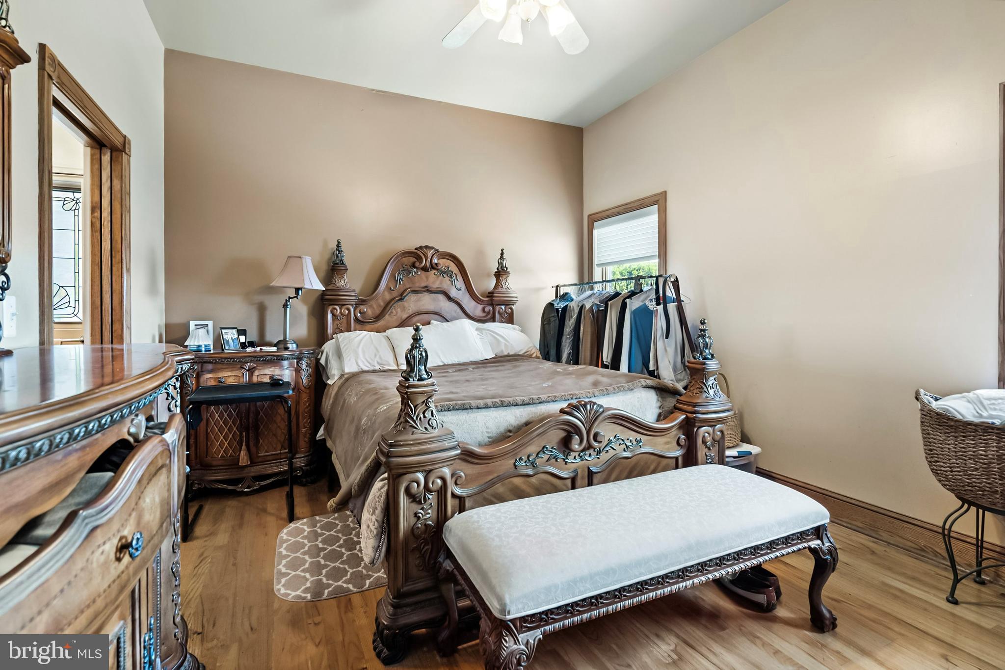 Real estate listing preview #14