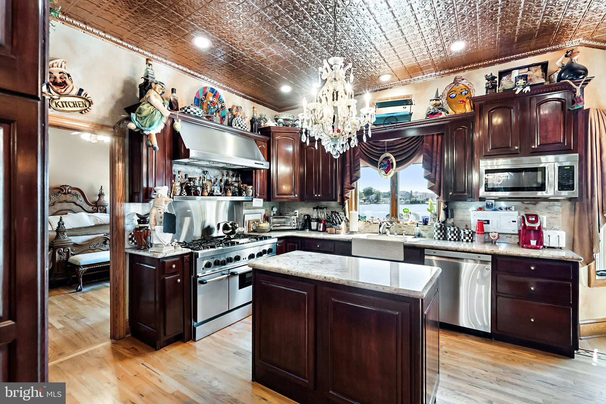 Real estate listing preview #13