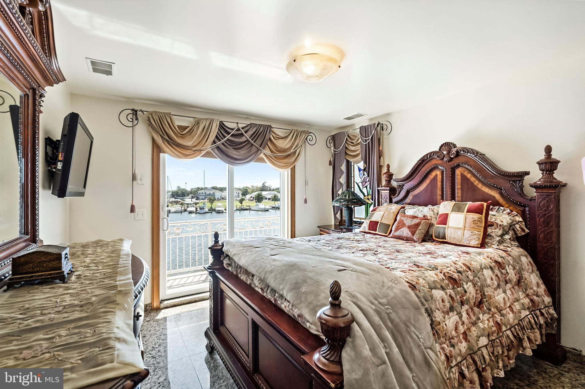 Real estate listing preview #26