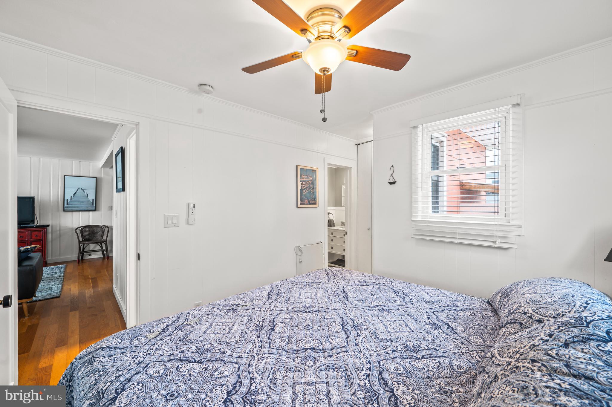 Real estate listing preview #18