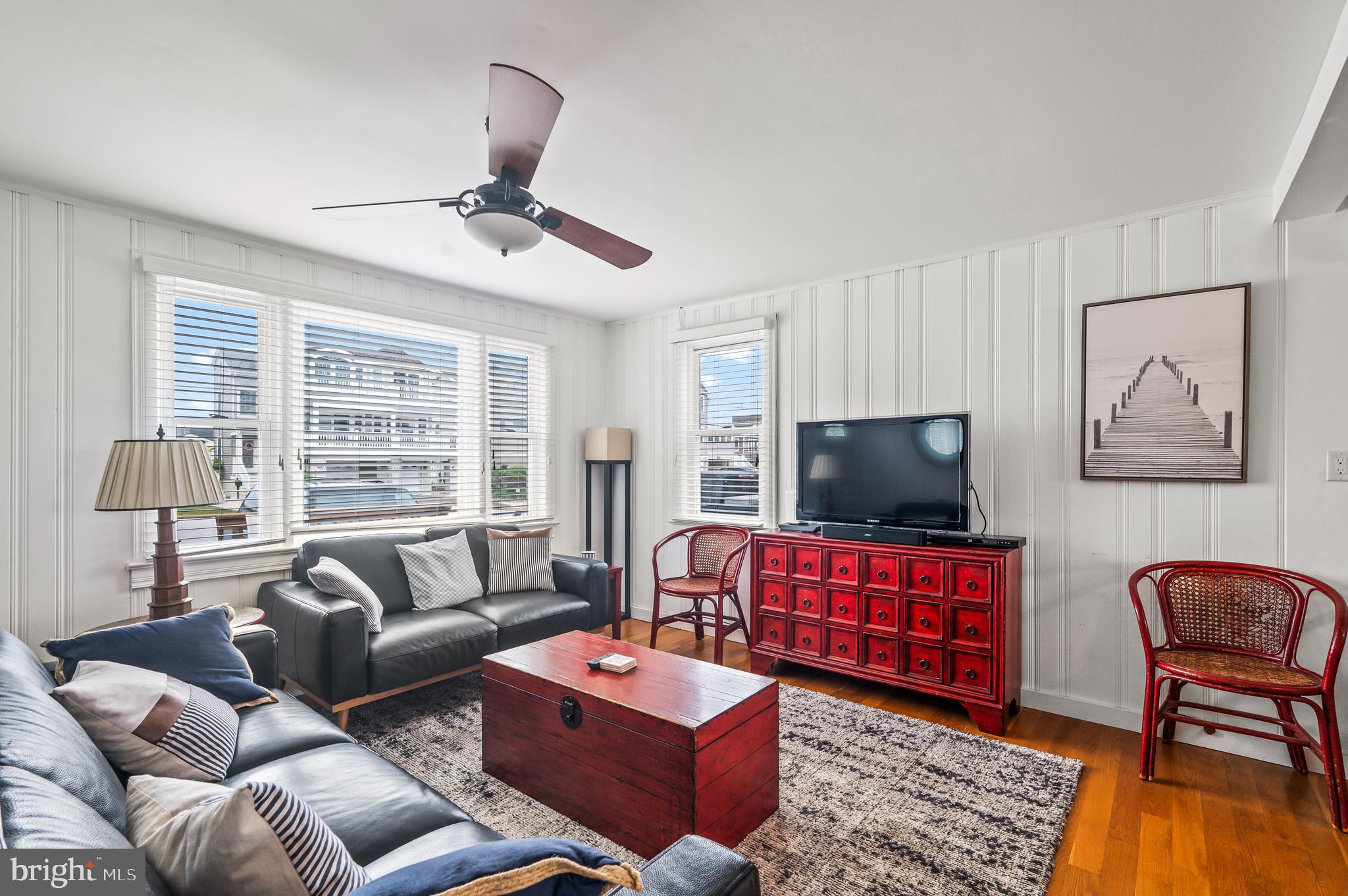 Real estate listing preview #2