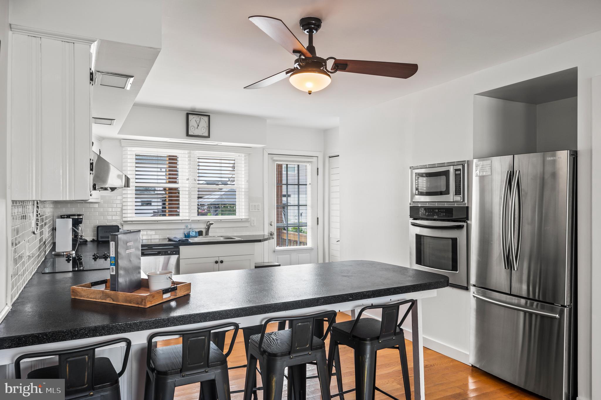 Real estate listing preview #13