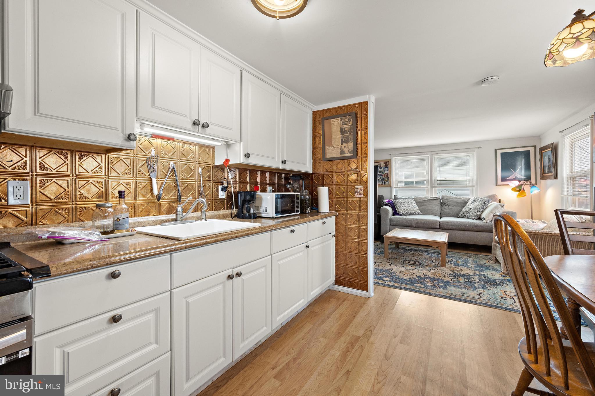 Real estate listing preview #22