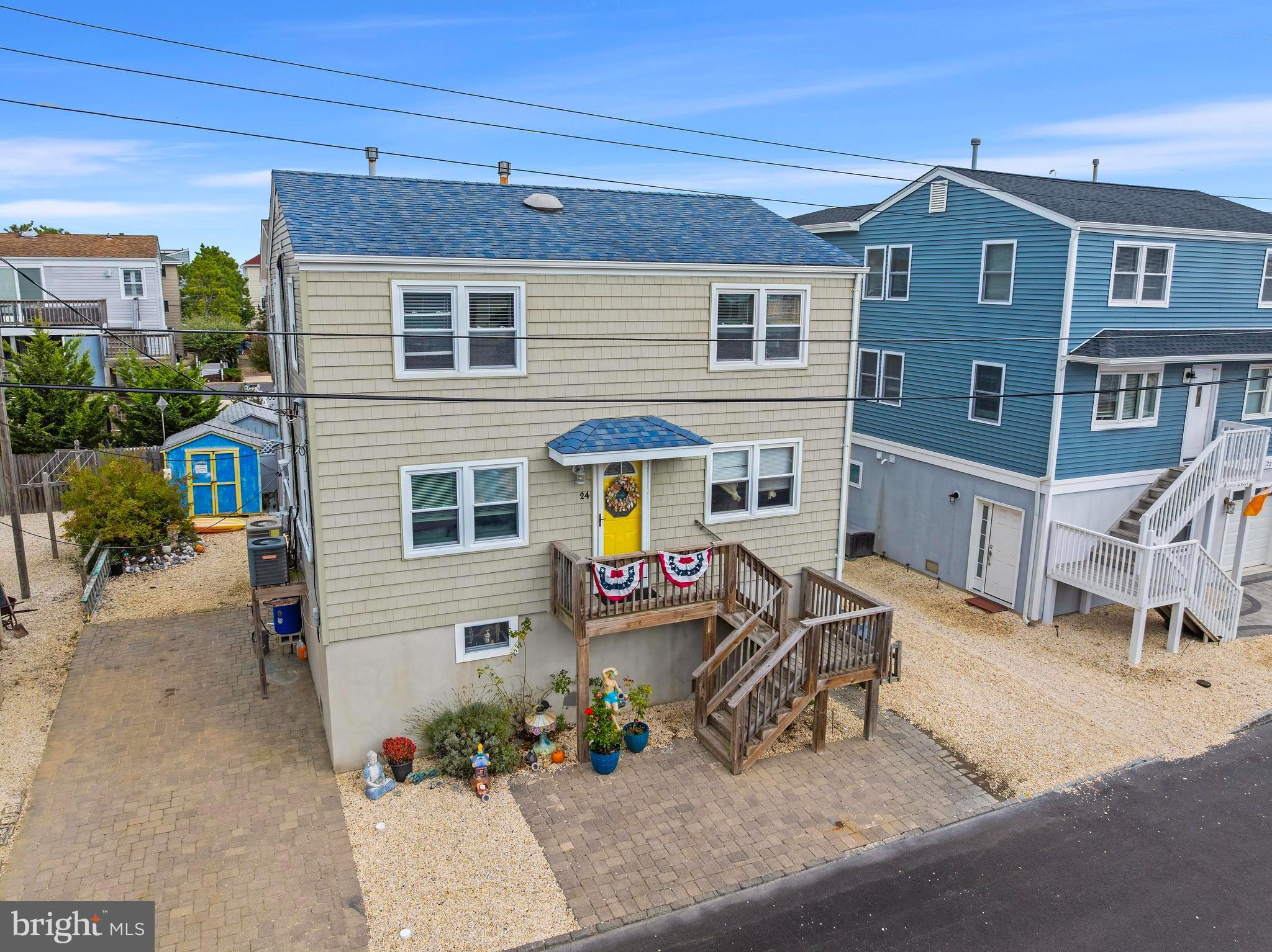 Real estate listing preview #4