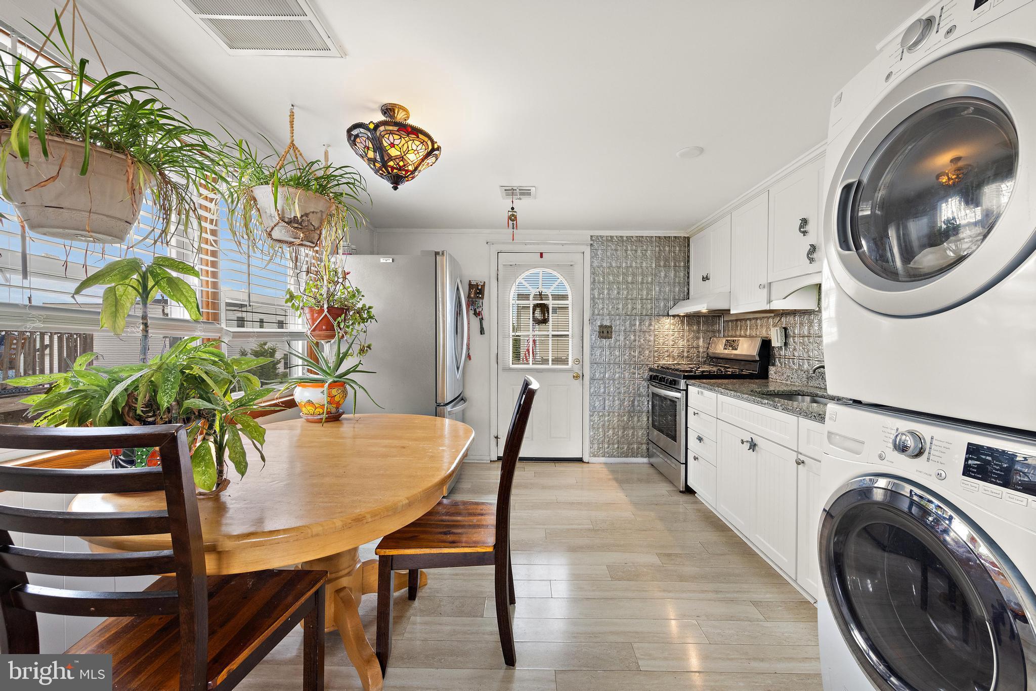 Real estate listing preview #12