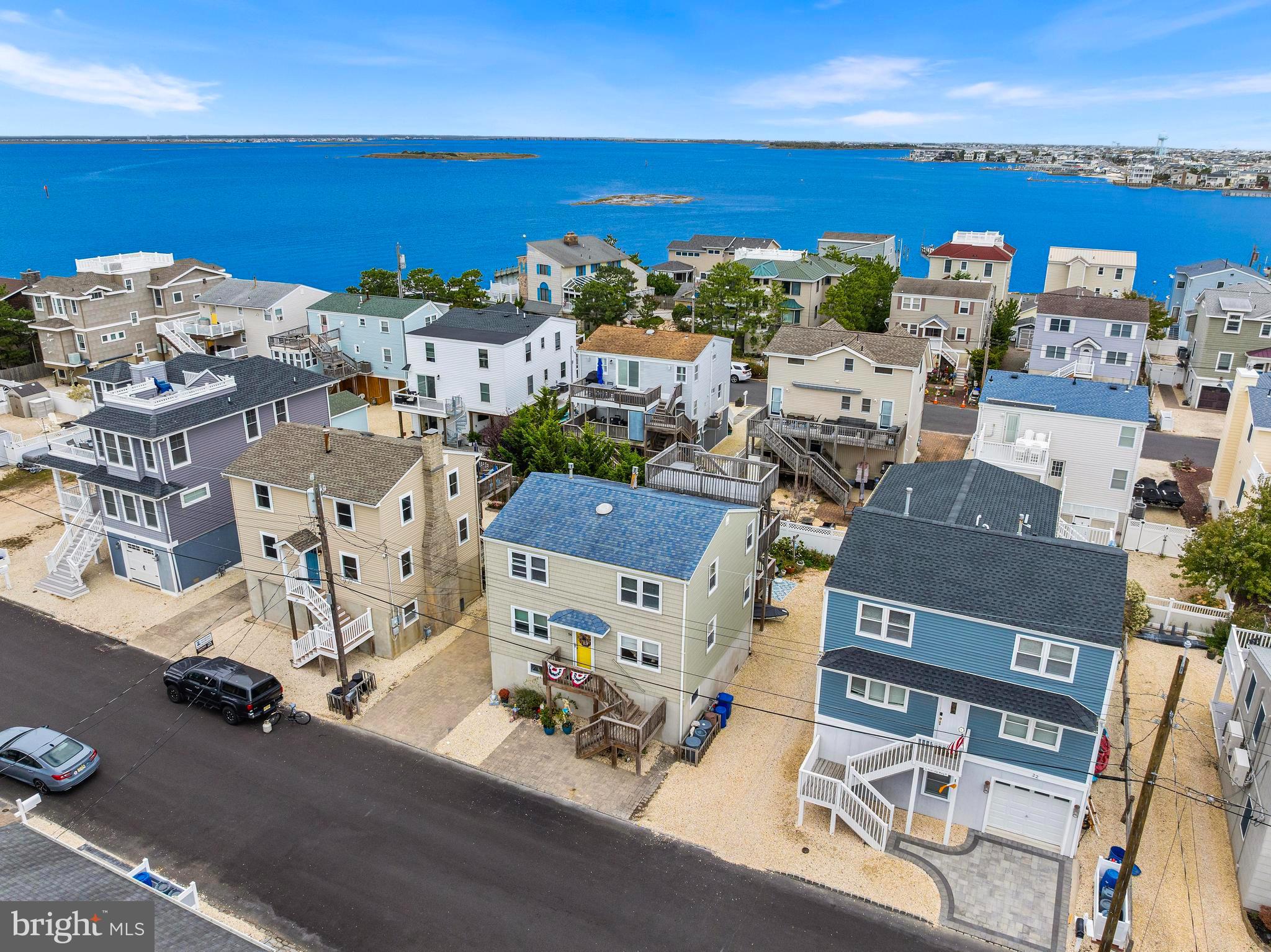 Real estate listing preview #24