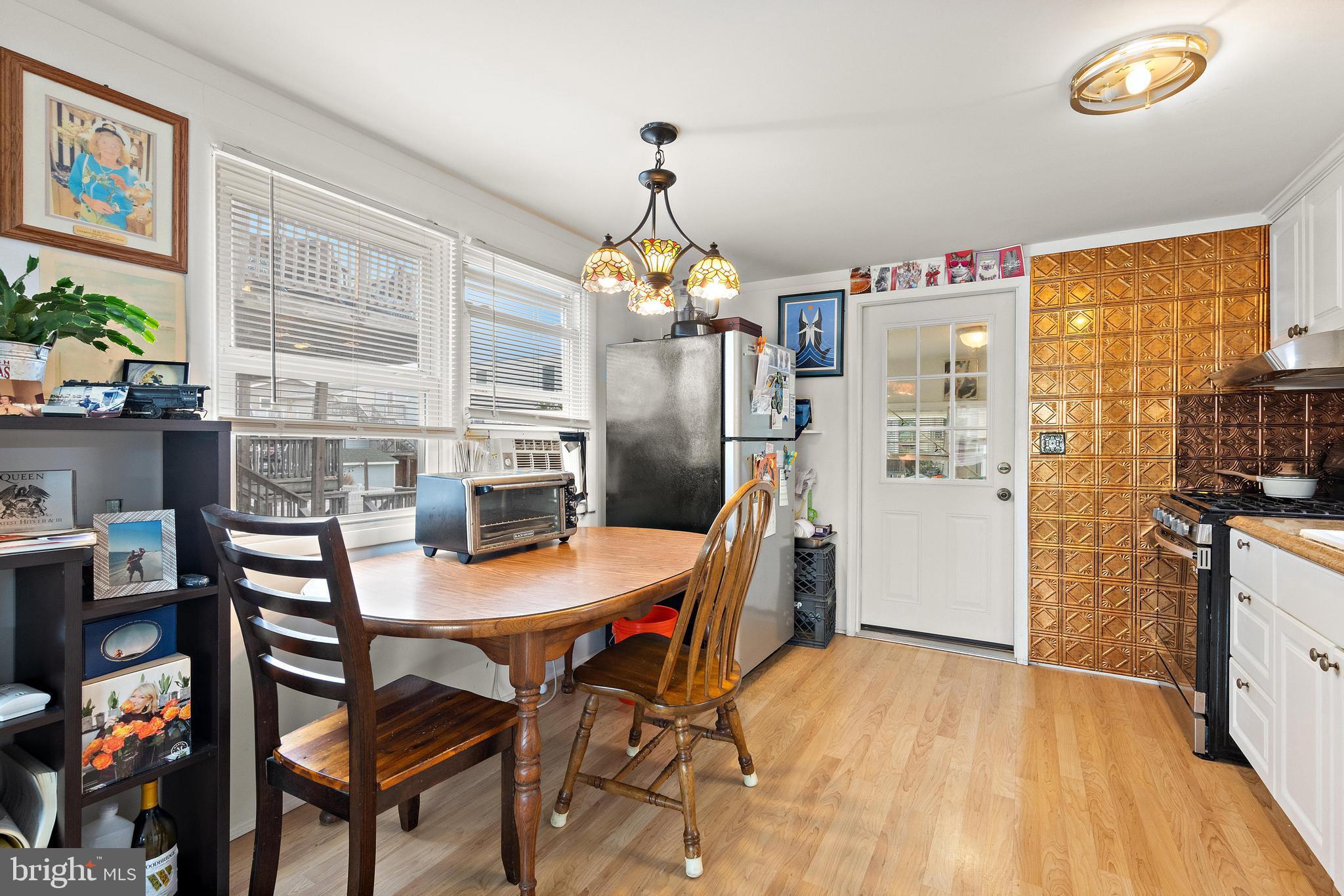 Real estate listing preview #18