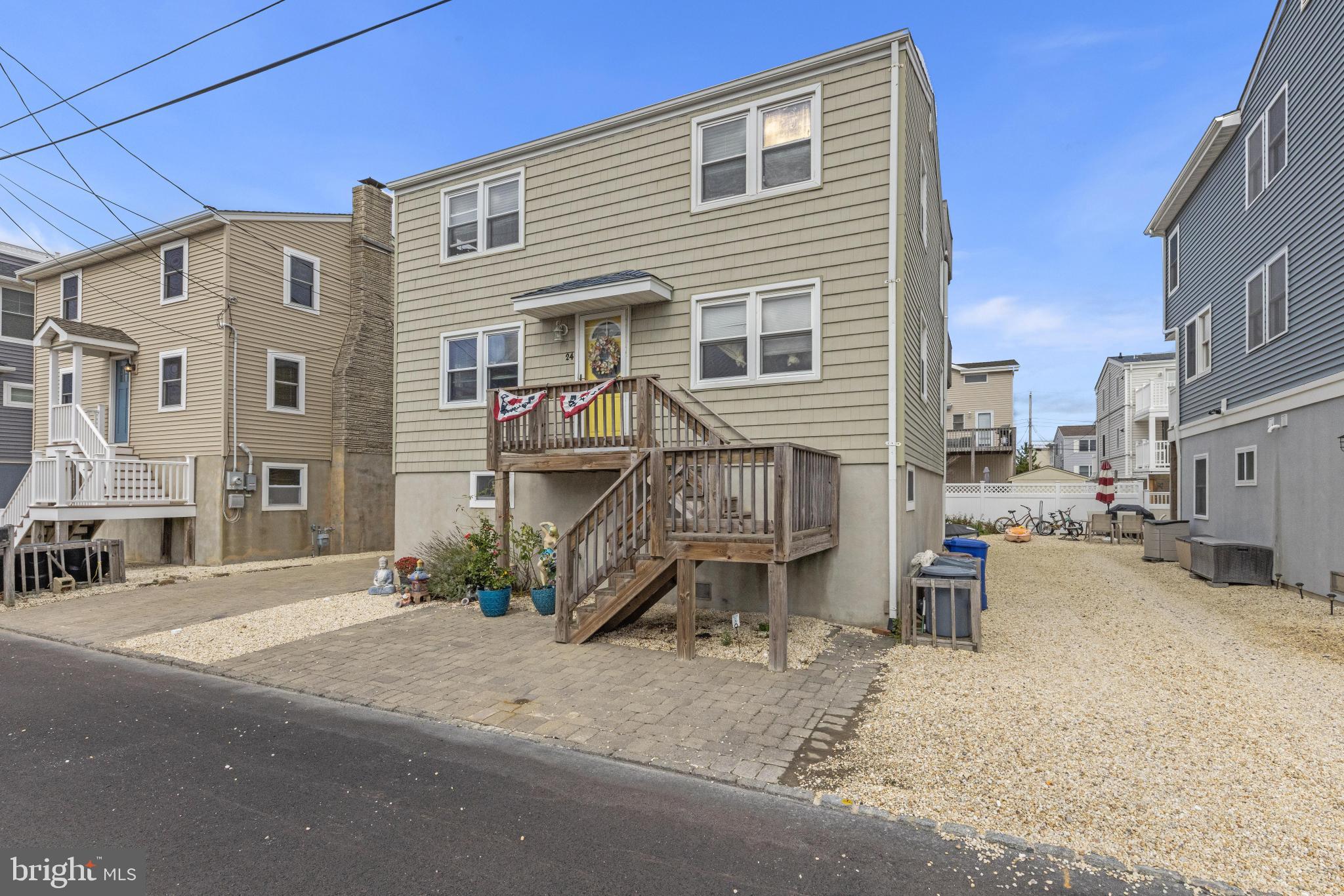 Real estate listing preview #32