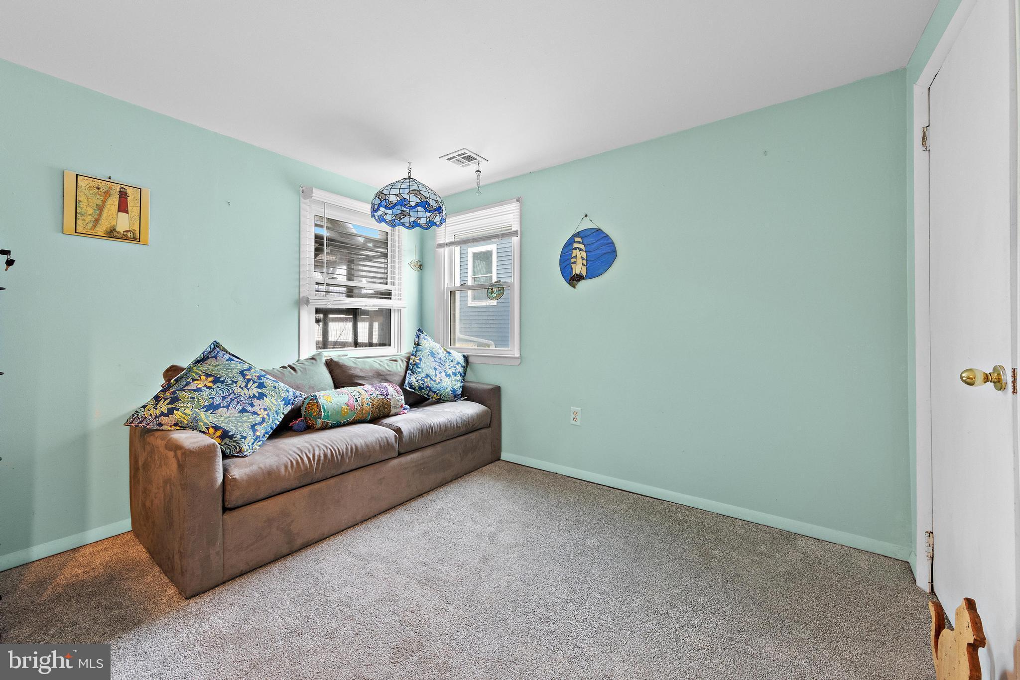 Real estate listing preview #25