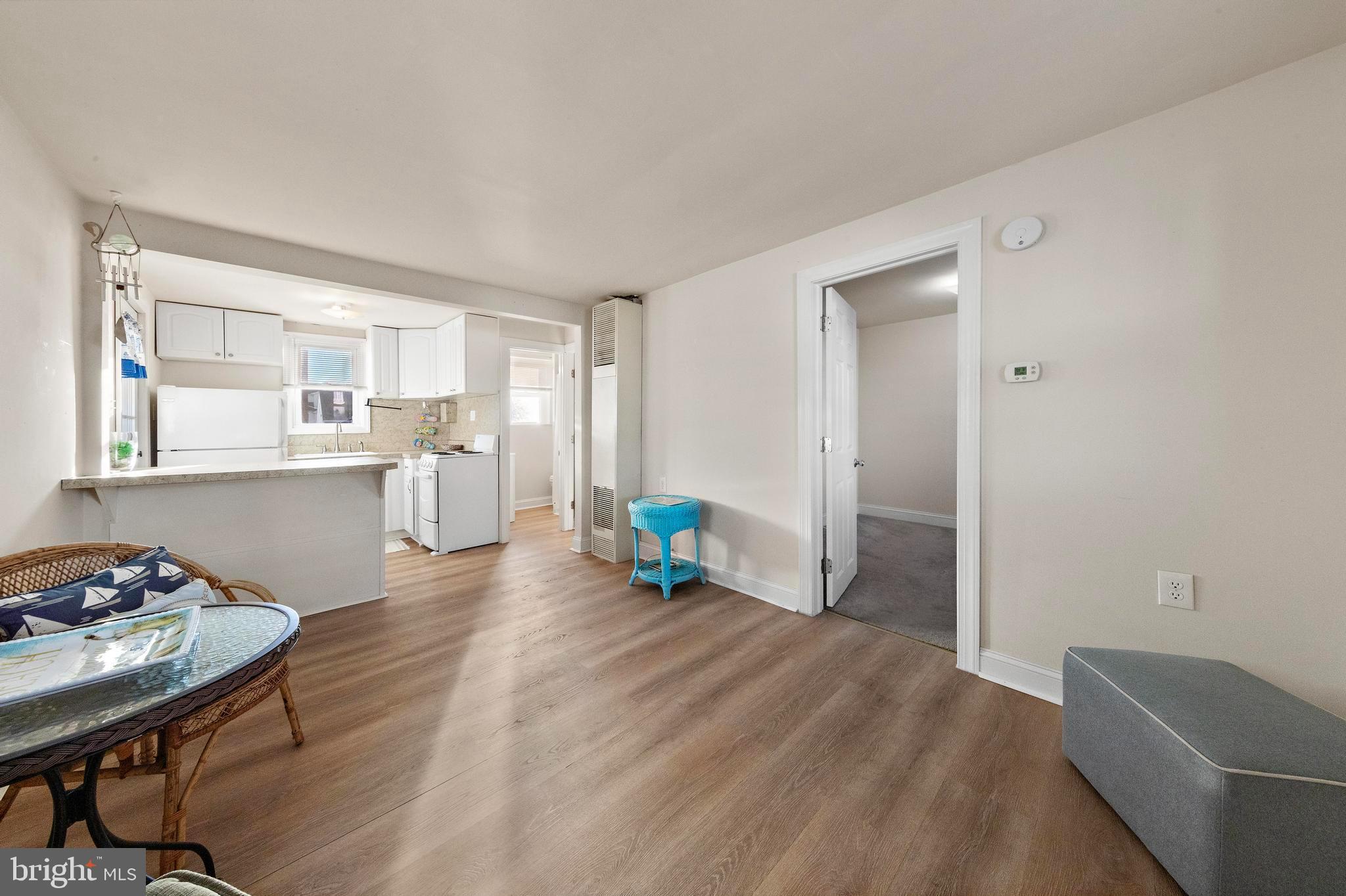 Real estate listing preview #8