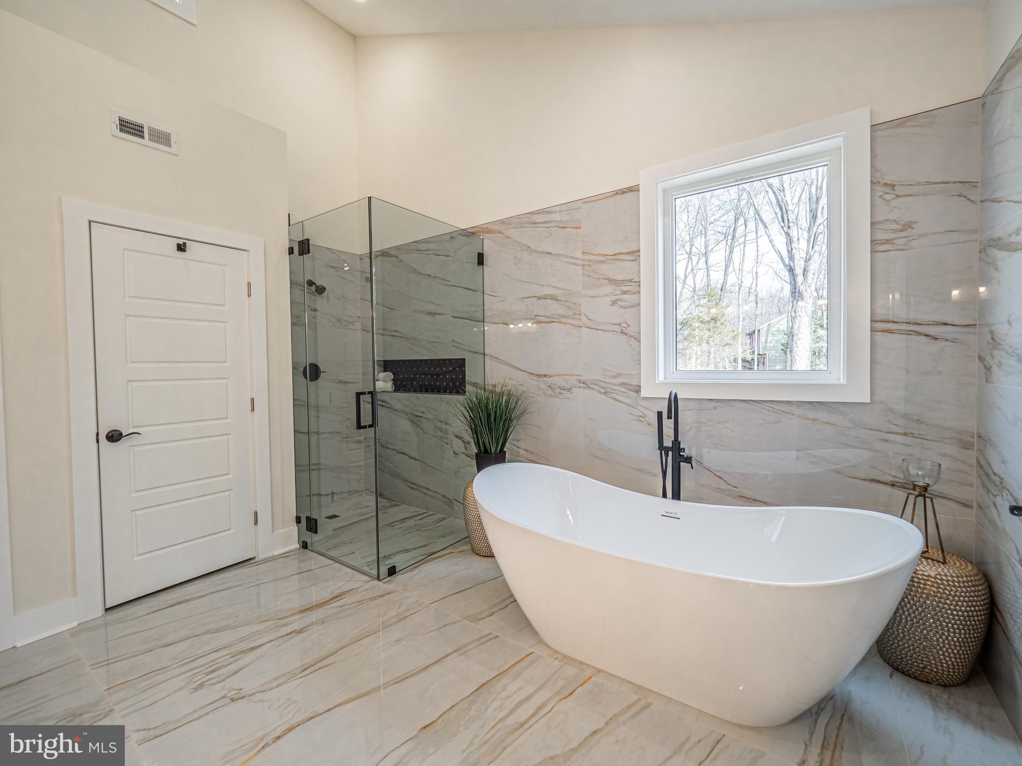 Real estate listing preview #26