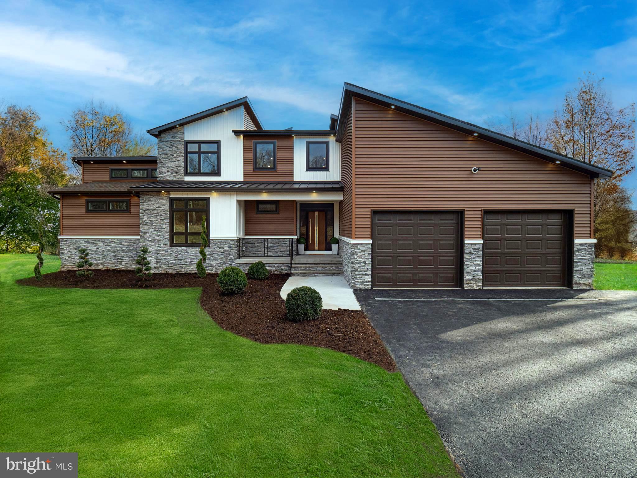 Real estate listing preview #3