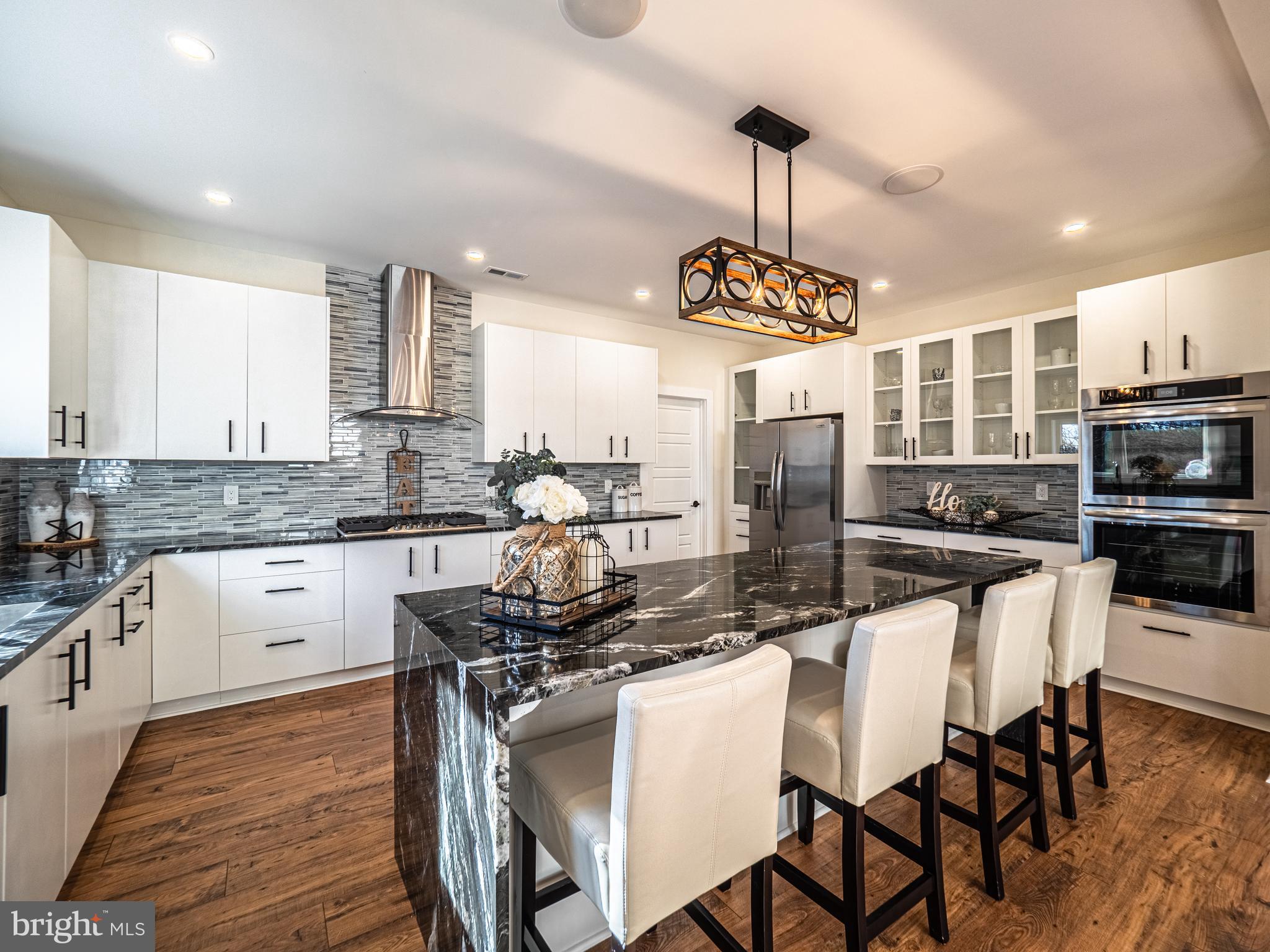 Real estate listing preview #15