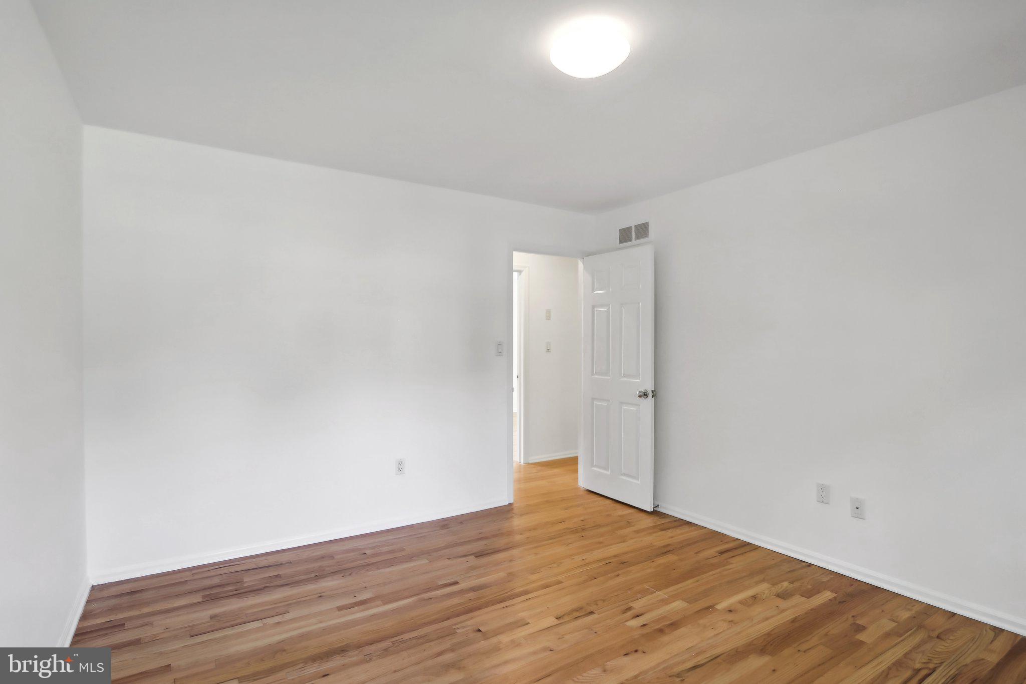 Real estate listing preview #30