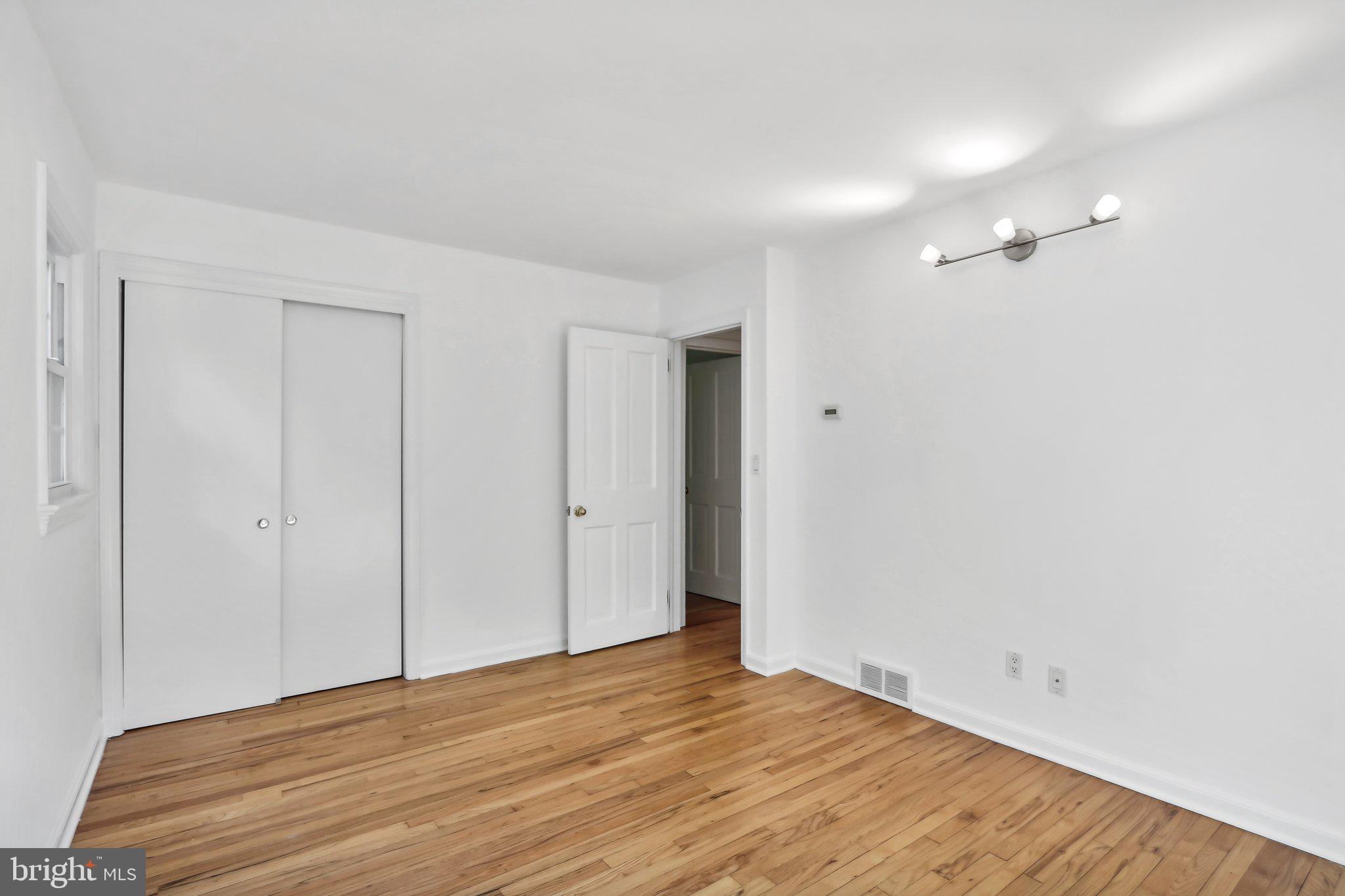 Real estate listing preview #22