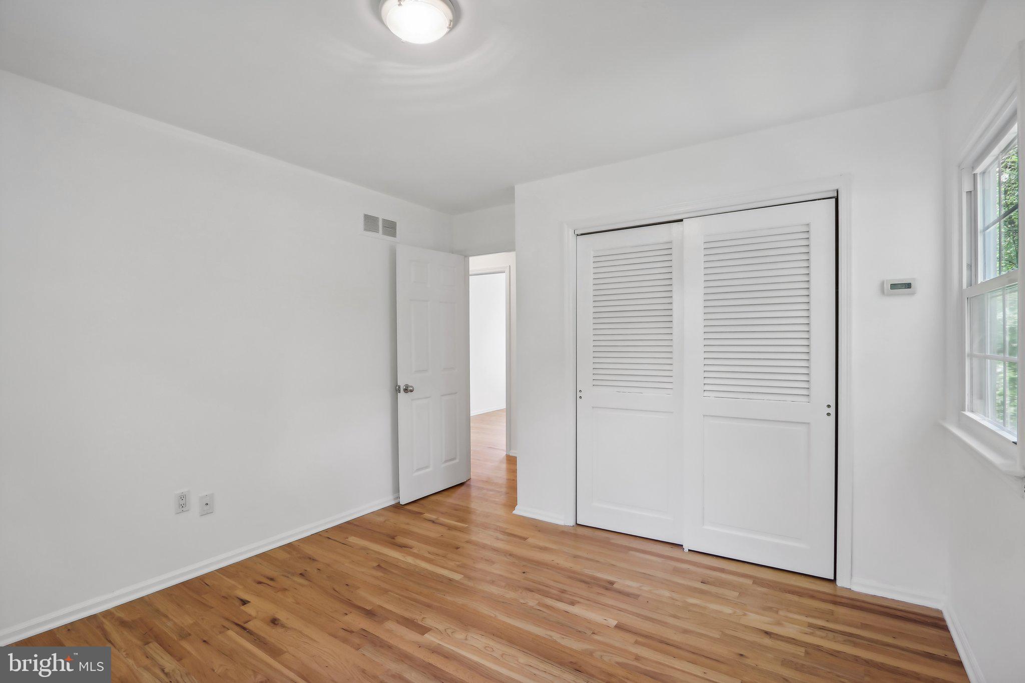 Real estate listing preview #32