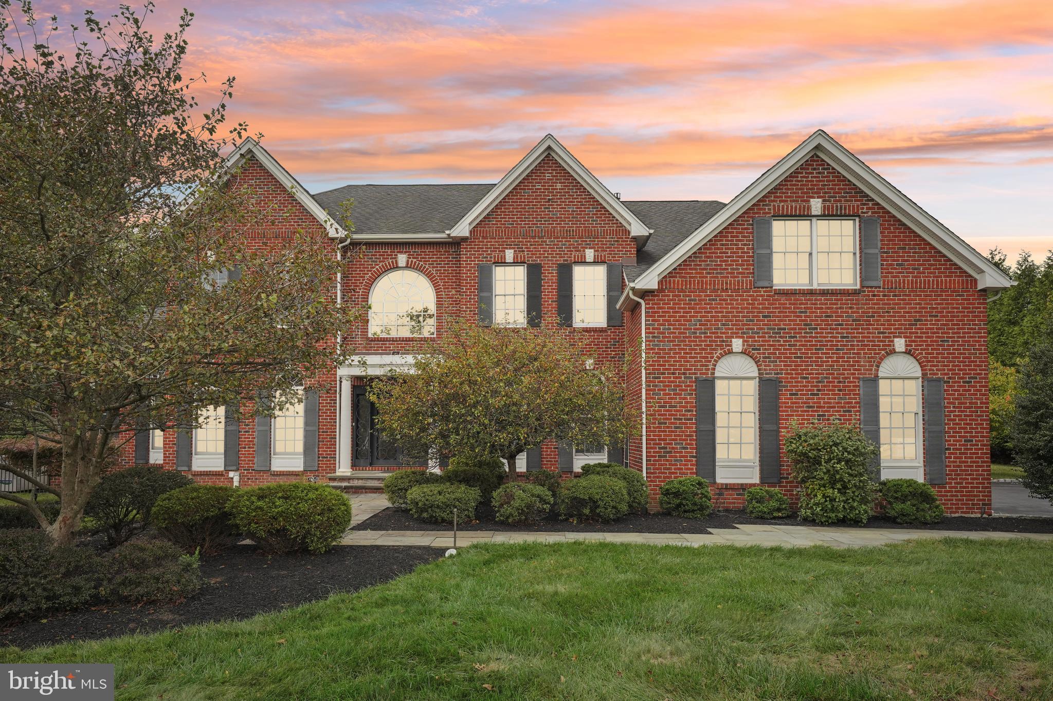 Real estate listing preview #1