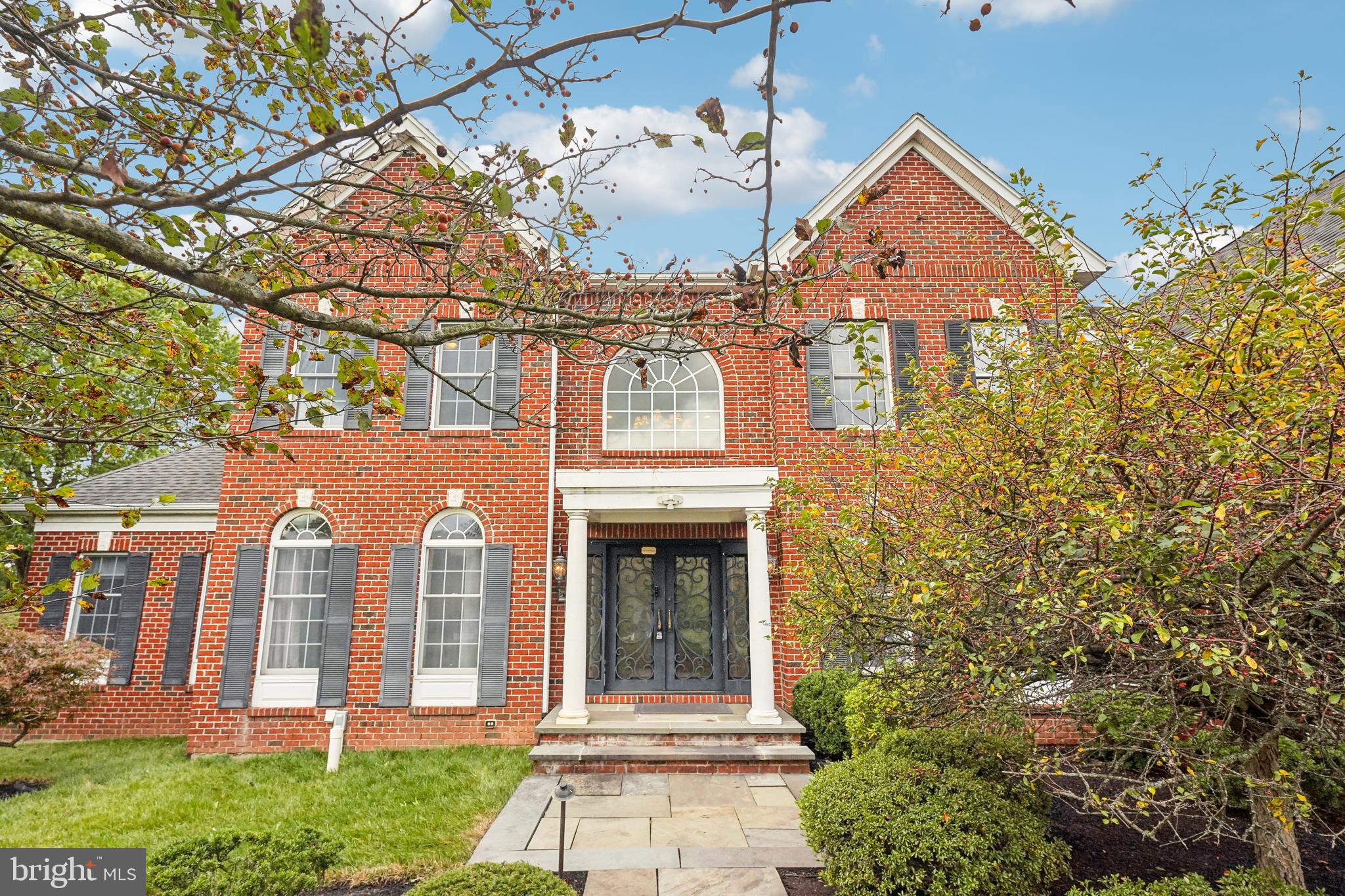 Real estate listing preview #5