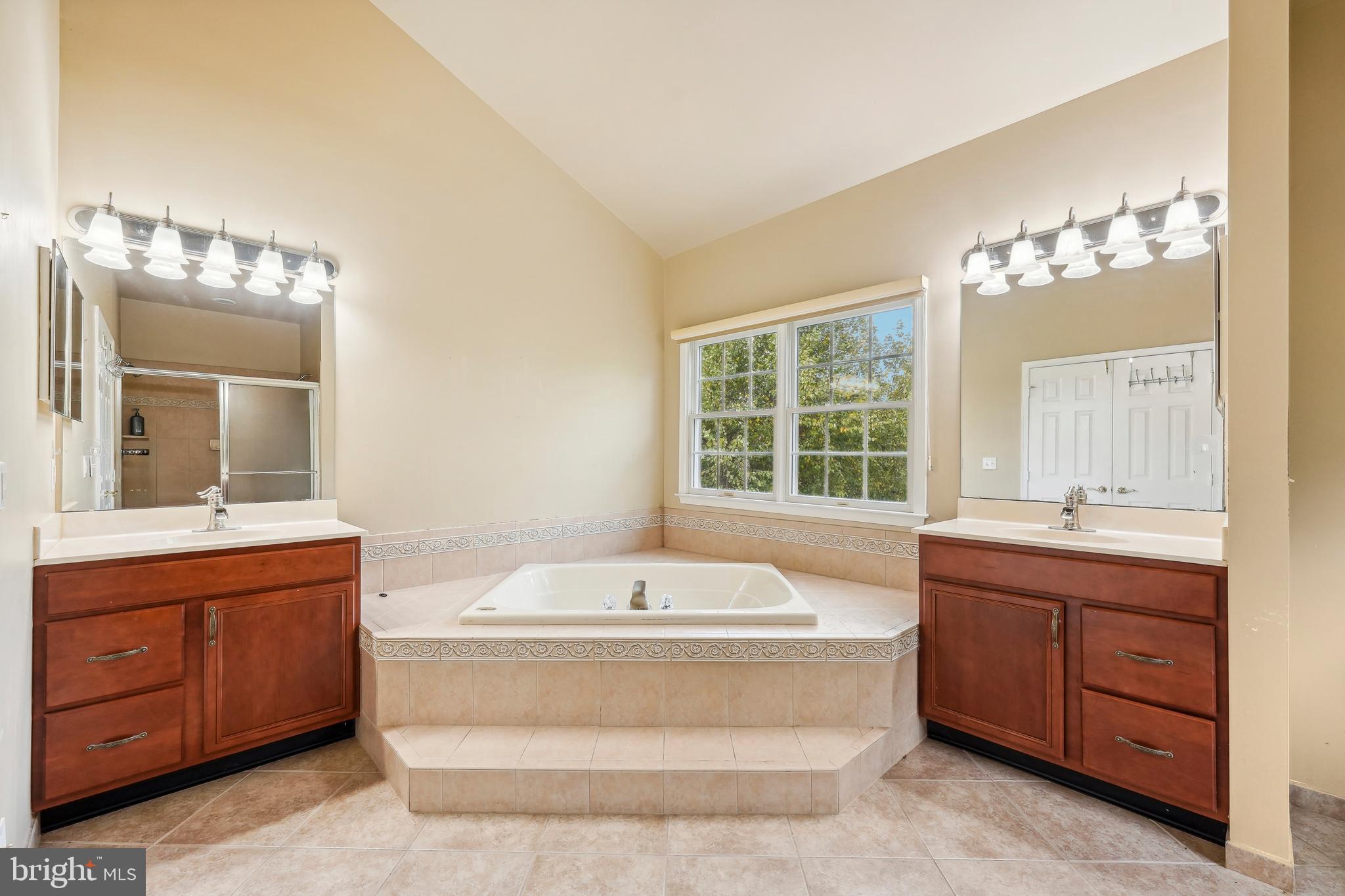 Real estate listing preview #38