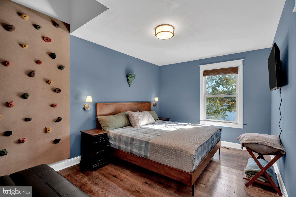 Real estate listing preview #10