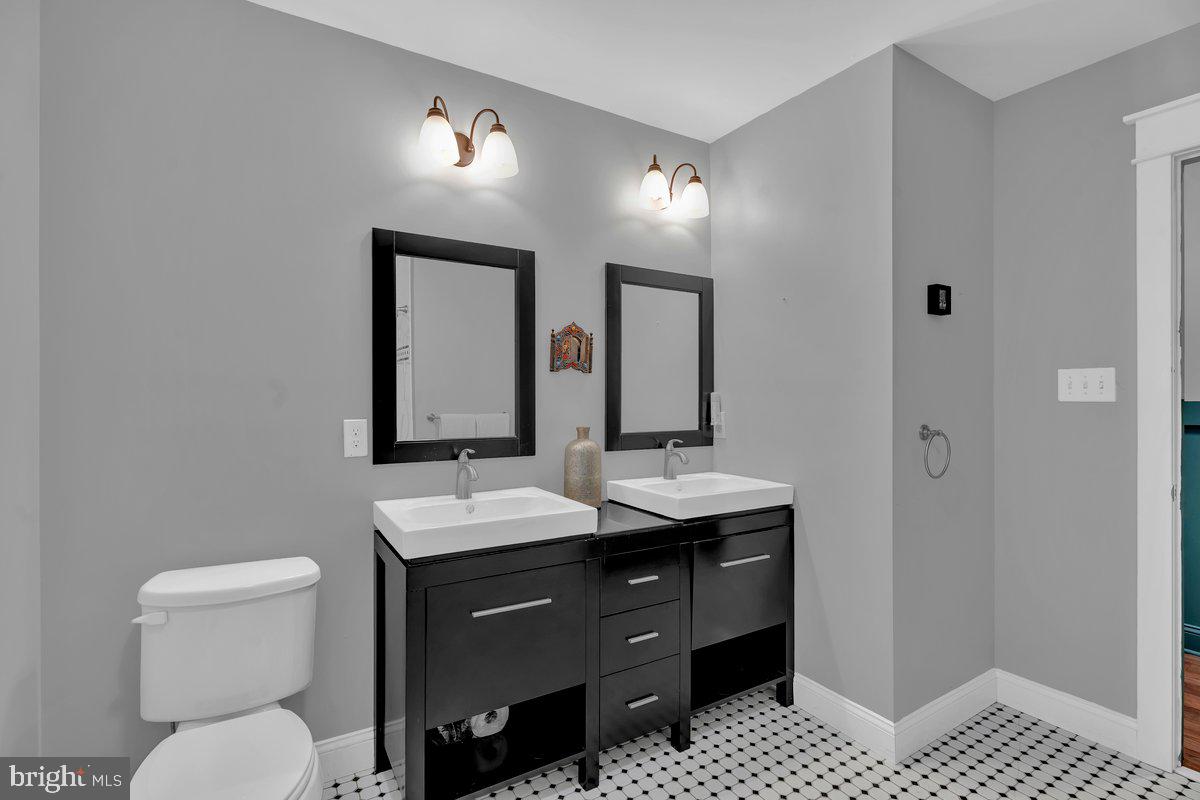 Real estate listing preview #18