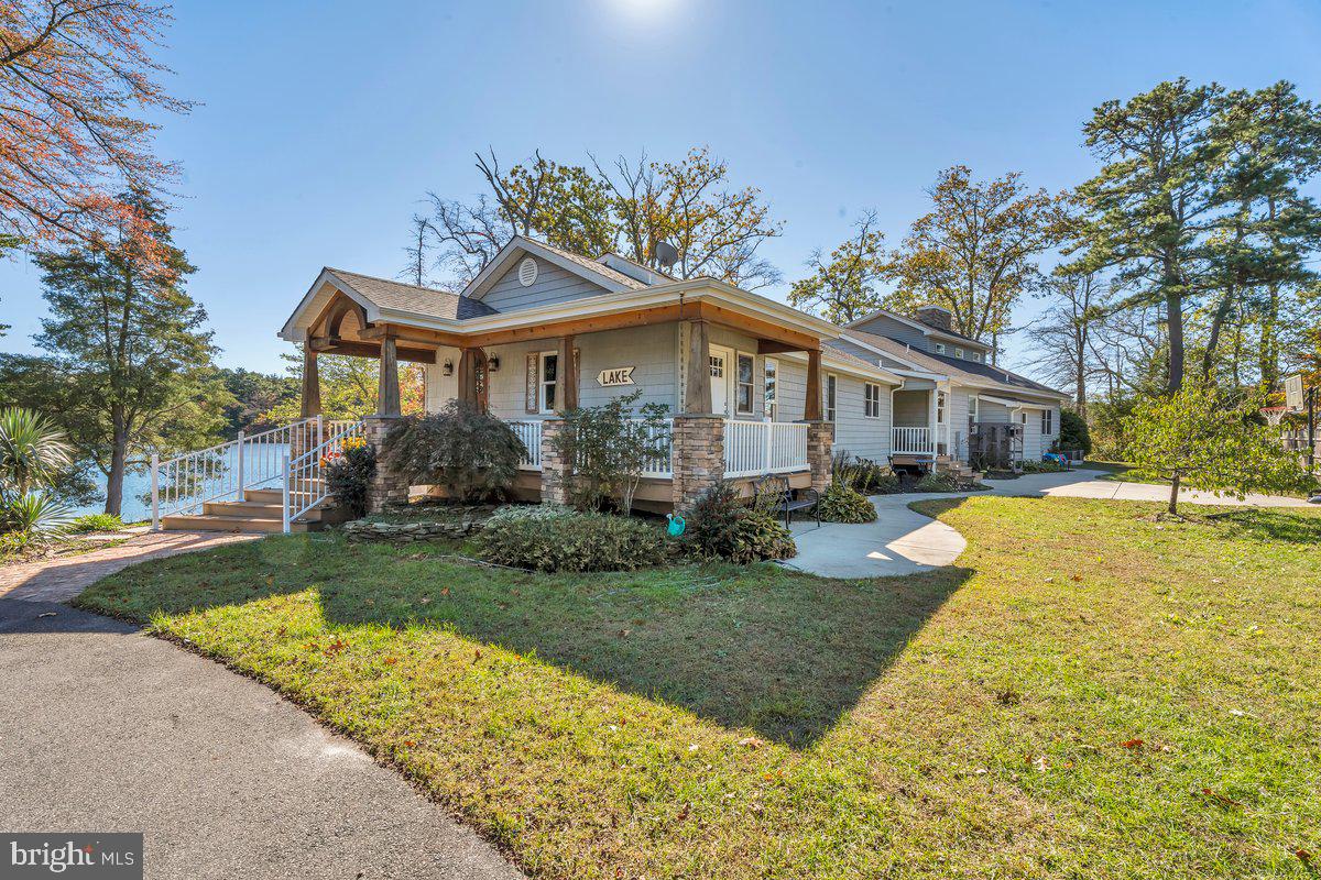 Real estate listing preview #1