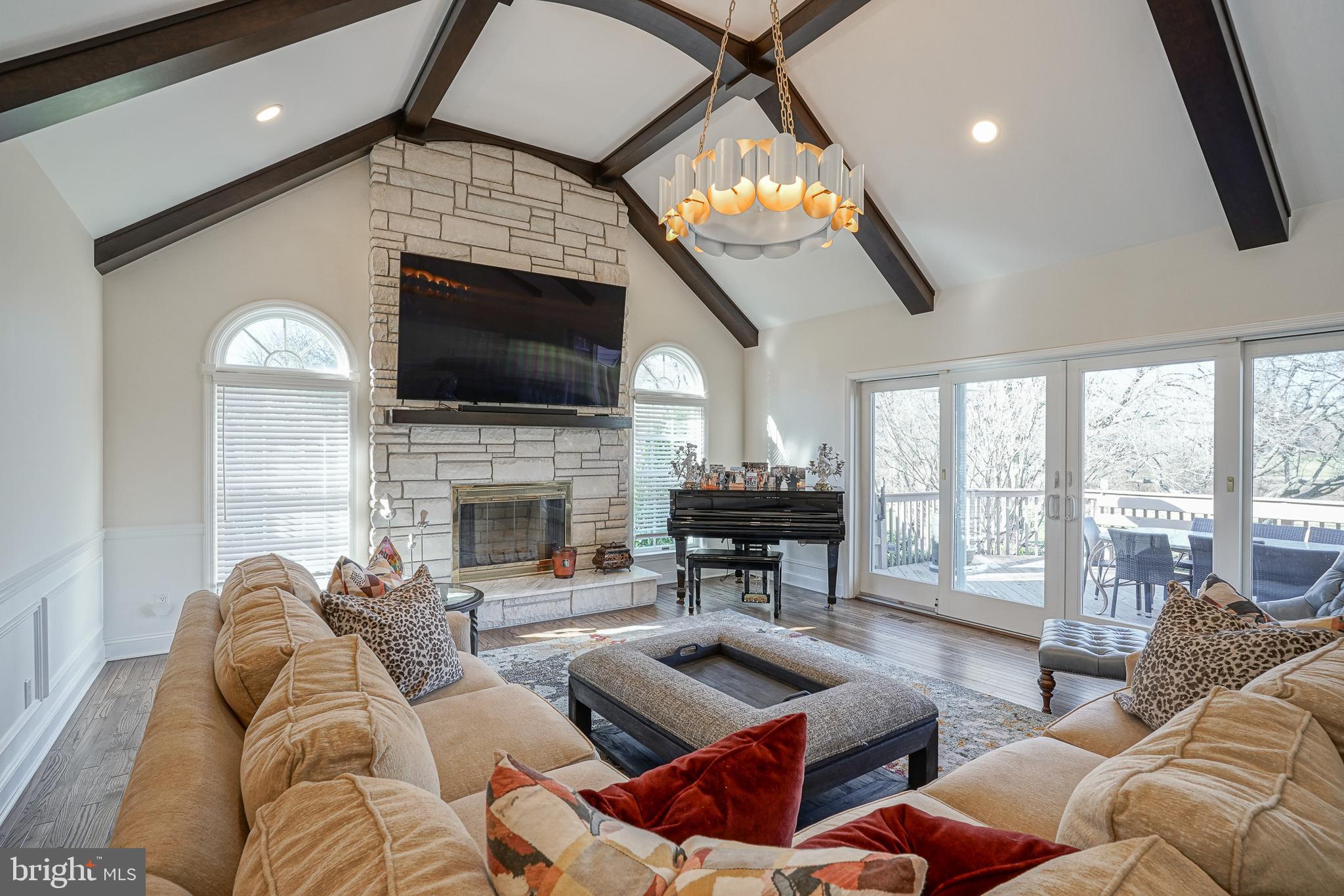 Real estate listing preview #5