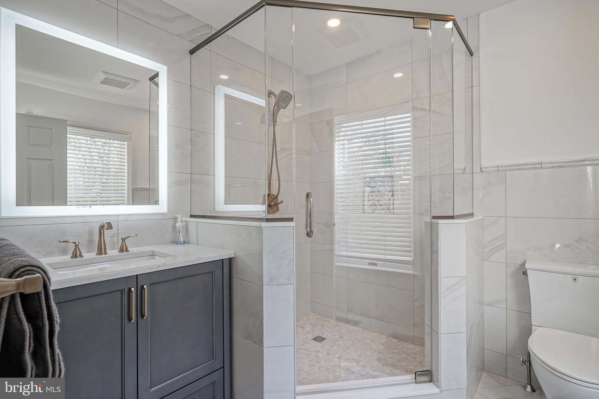 Real estate listing preview #24