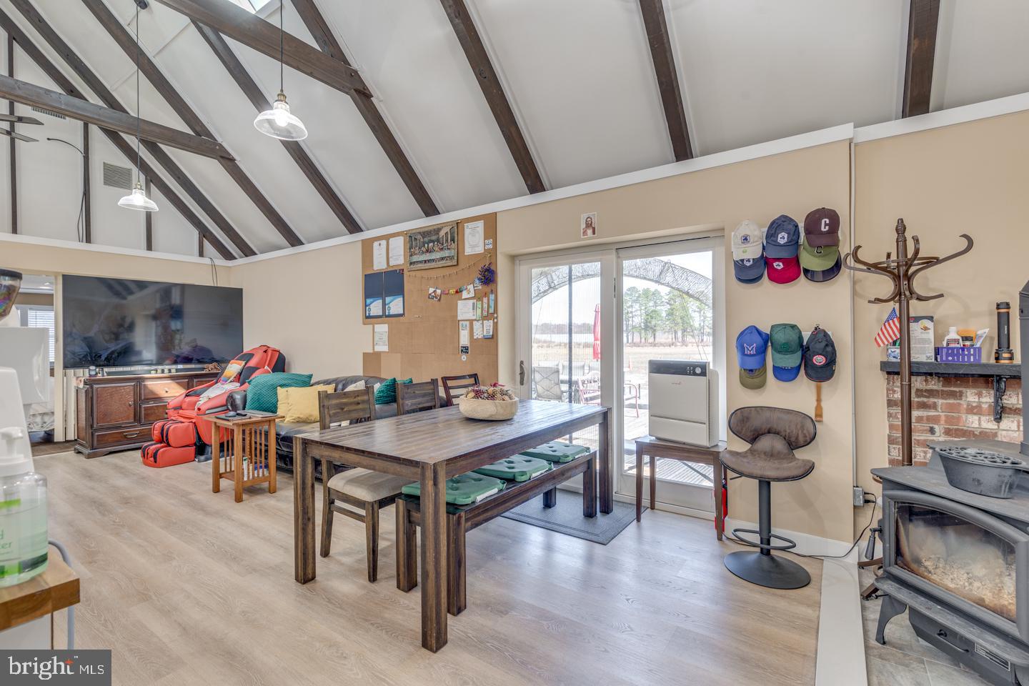 Real estate listing preview #12