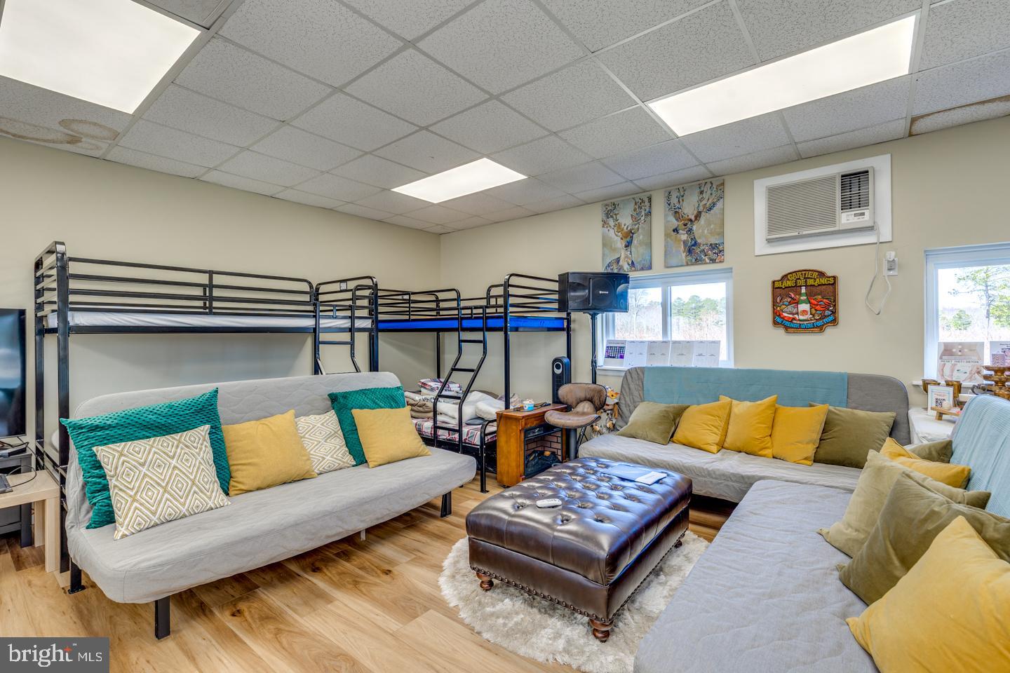 Real estate listing preview #17