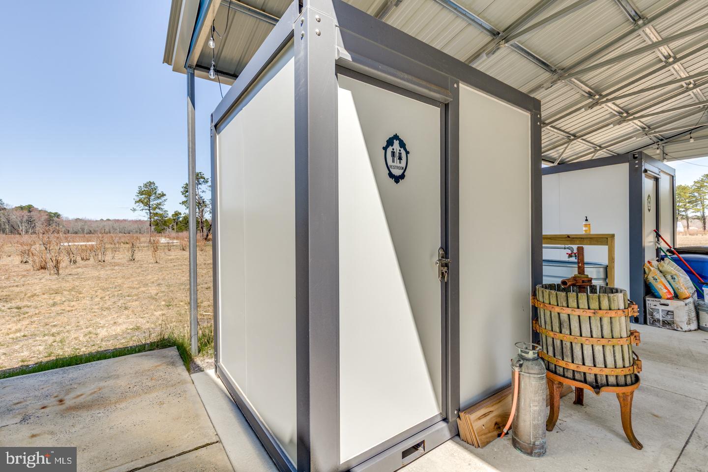 Real estate listing preview #42